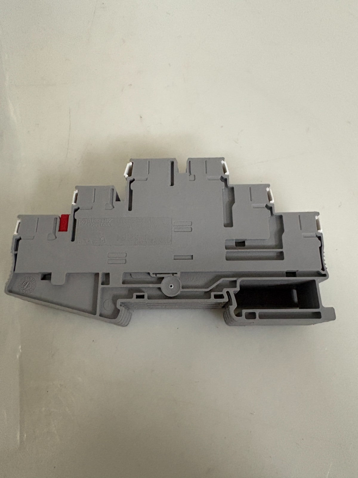 LOT OF 28 PHOENIX CONTACT TERMINAL BLOCK PT 2.5-3L