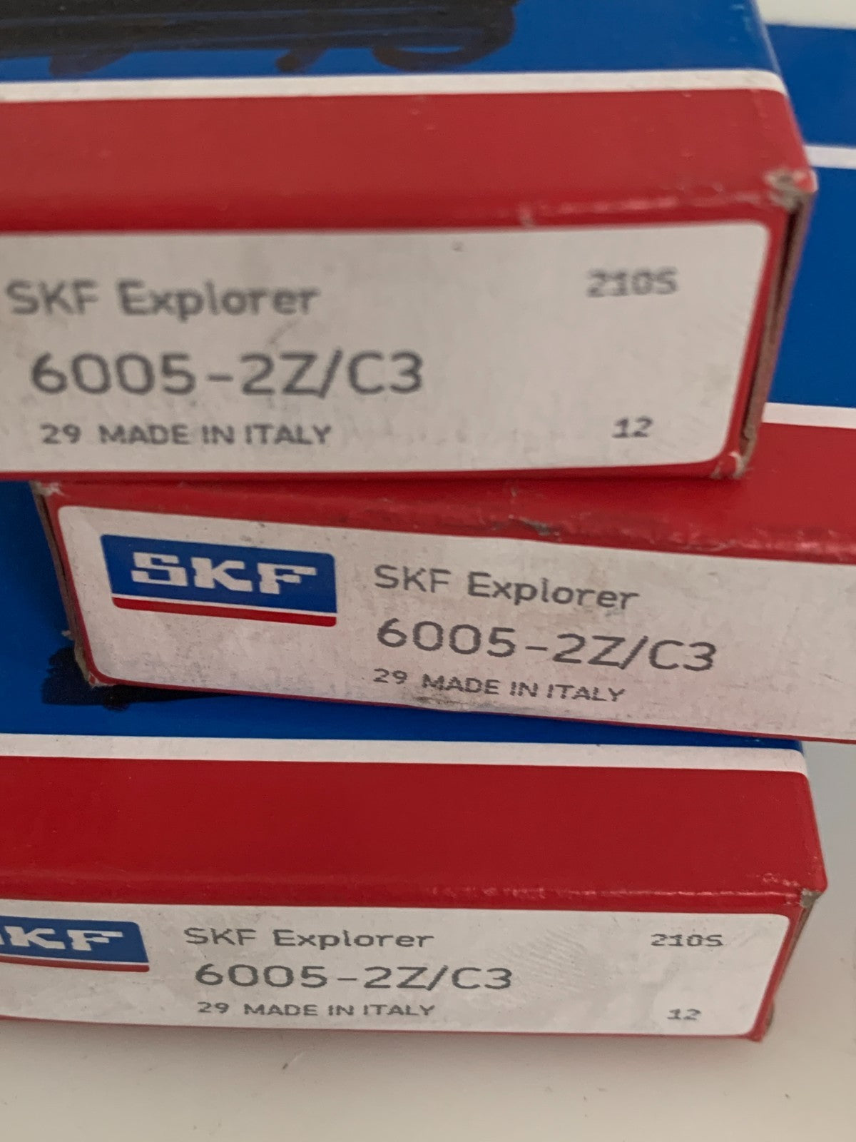 LOT OF 4 SKF EXPLORER DEEP GROOVE BEARING 6005-2Z/C3