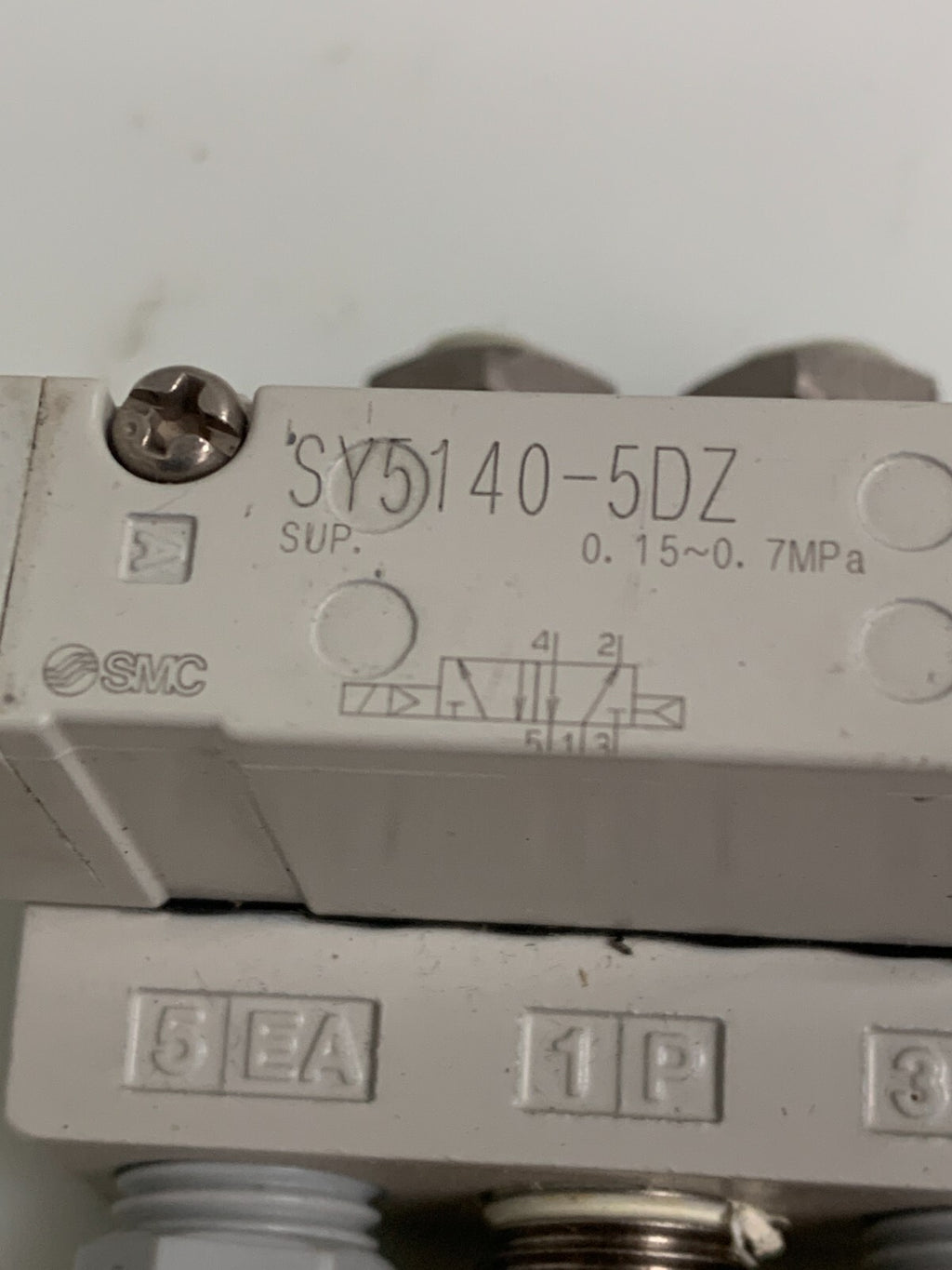 SMC SOLENOID VALVE SY5140-5DZ 24V