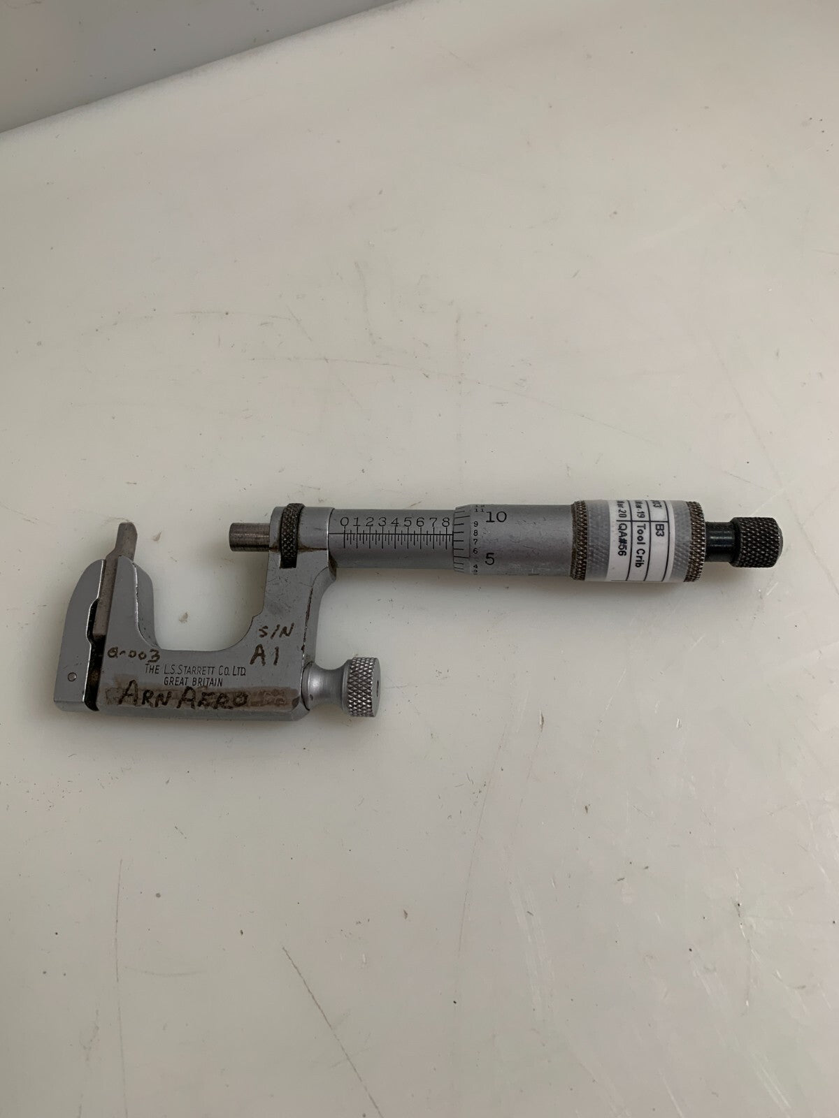 STARRETT 0-1" ANVIL MICROMETER #220
