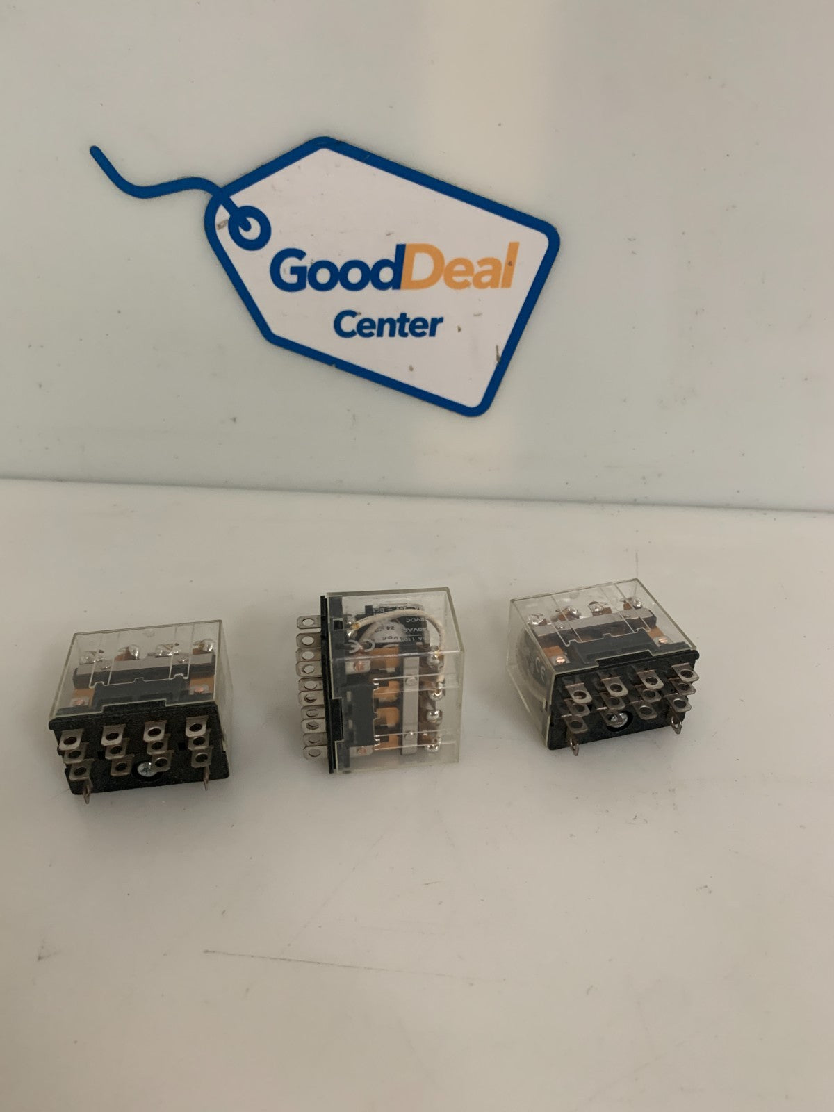 LOT OF 3 OMRON RELAY LY 4