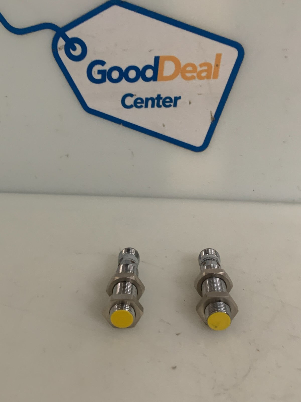 LOT OF 2 TURCK INDUCTIVE SENSOR BI2 M12-AN6X-H114I