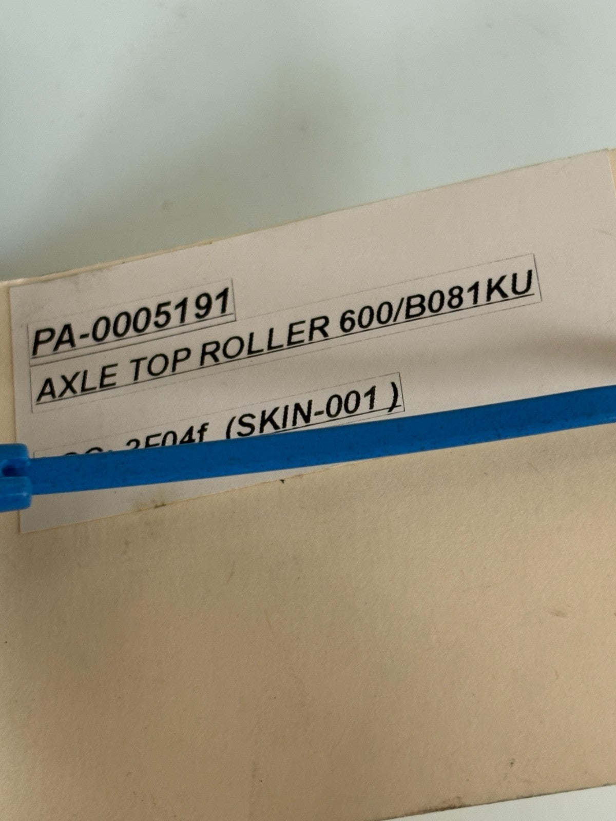STEEN SKINNER ST 600 AXLE TOP ROLLER 600/B081 KU