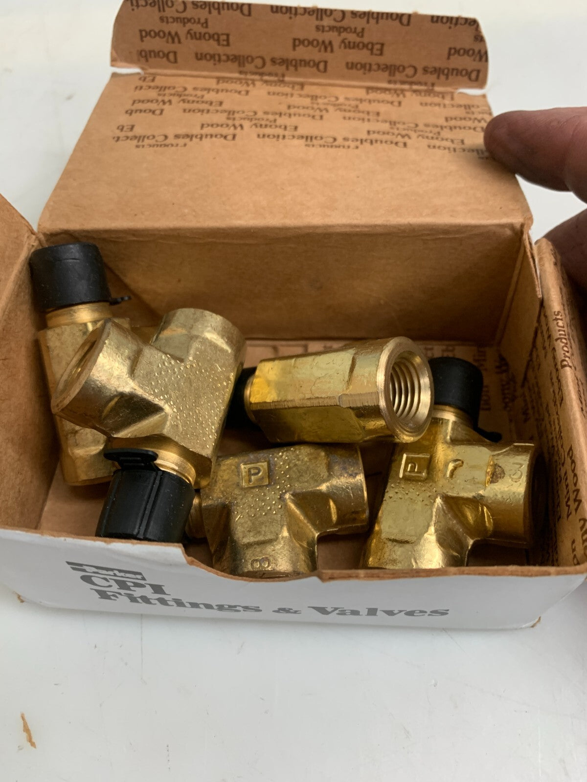 PARKER  4-4-4 ST-B   Brass Street Tee (Box of 5)3