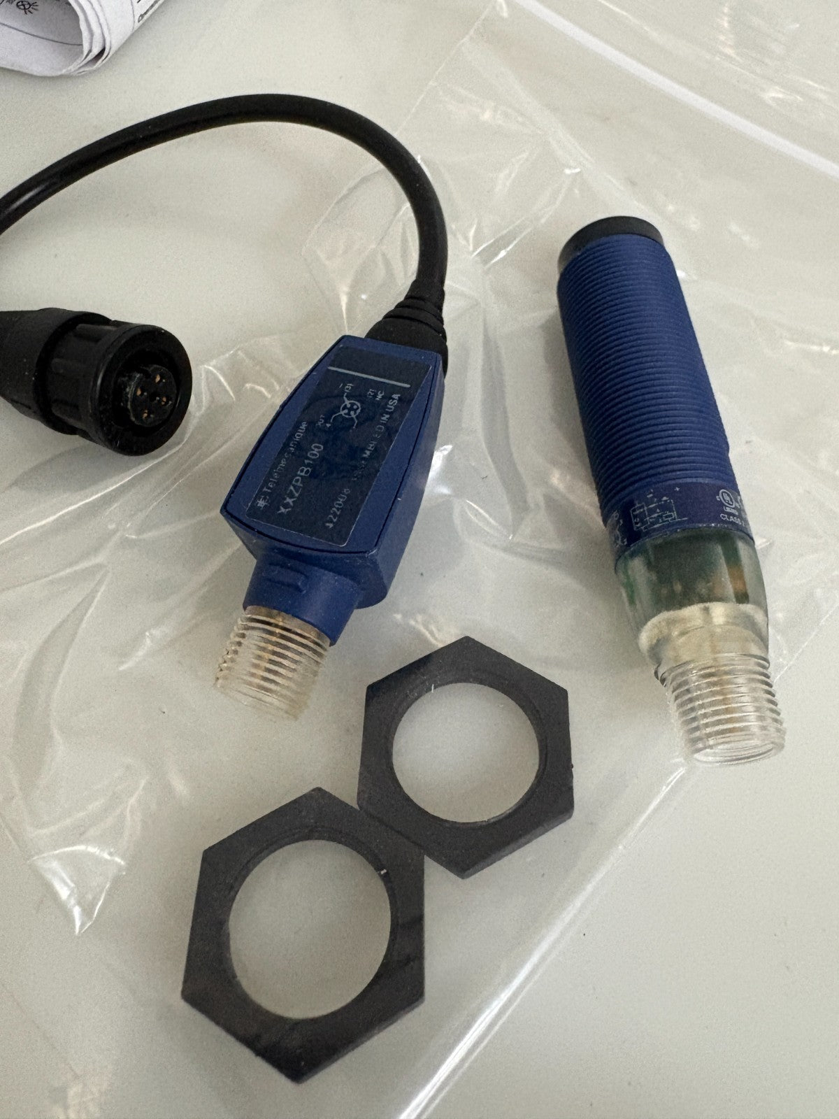 TELEMECANIQUE ULTRASONIC PROXIMITY SENSOR XX518A3PAM12