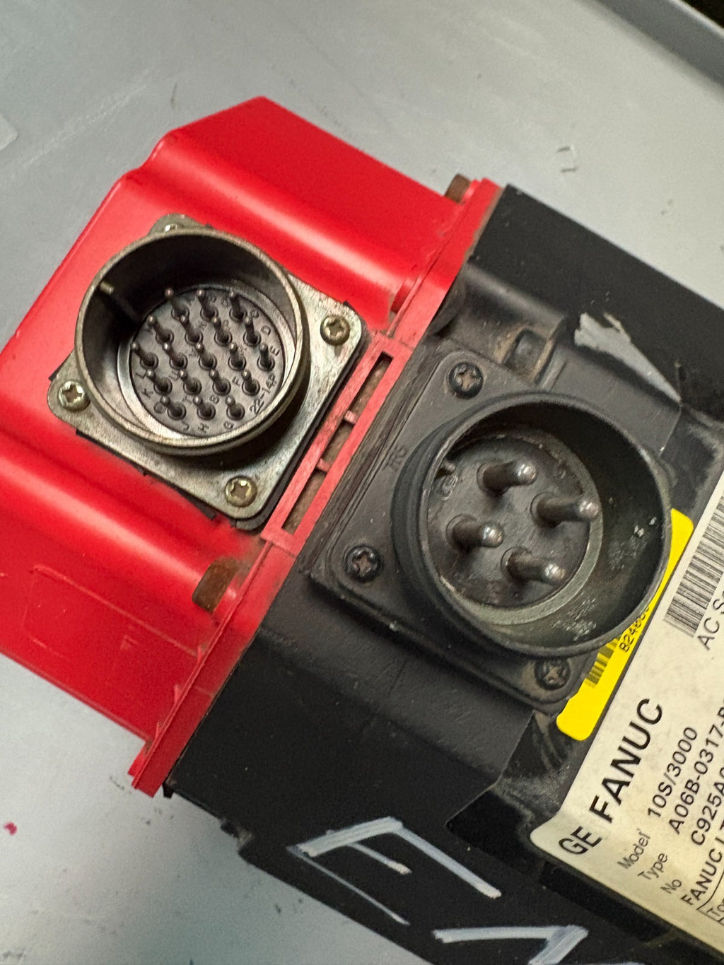 FANUC AC SERVO MOTOR MODEL 10S/3000 A 06B-0317-B081/7008-R2