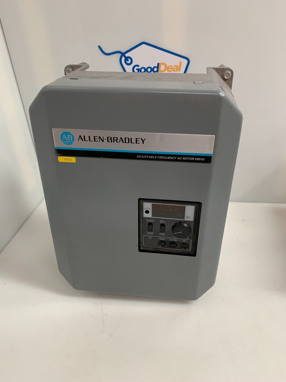 ALLEN BRADLEY ADJUSTABLE FREQUENCY AC DRIVE 1333-AAB B0