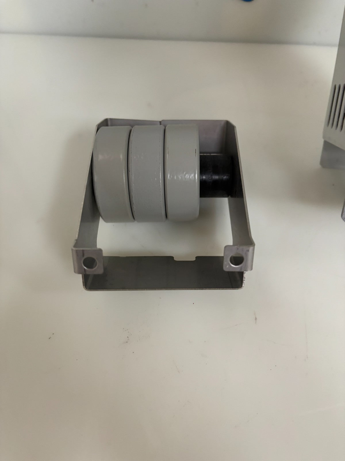 REIS ROBOTICS SERVO DRIVE 4003 AT ID#3520782 W/WHEEL CABLE DOLLY3
