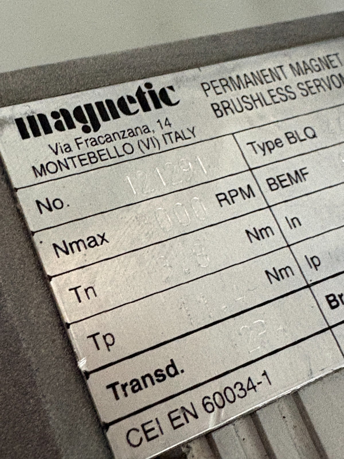 MAGNETIC PERMANENT BRUSHLESS SERVOMOTOR #121291 TYPE 44X302