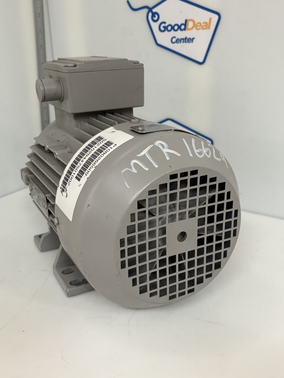 SIEMENS MOTOR 3PH 1115RPM 1LA7096-6BA90-ZN00