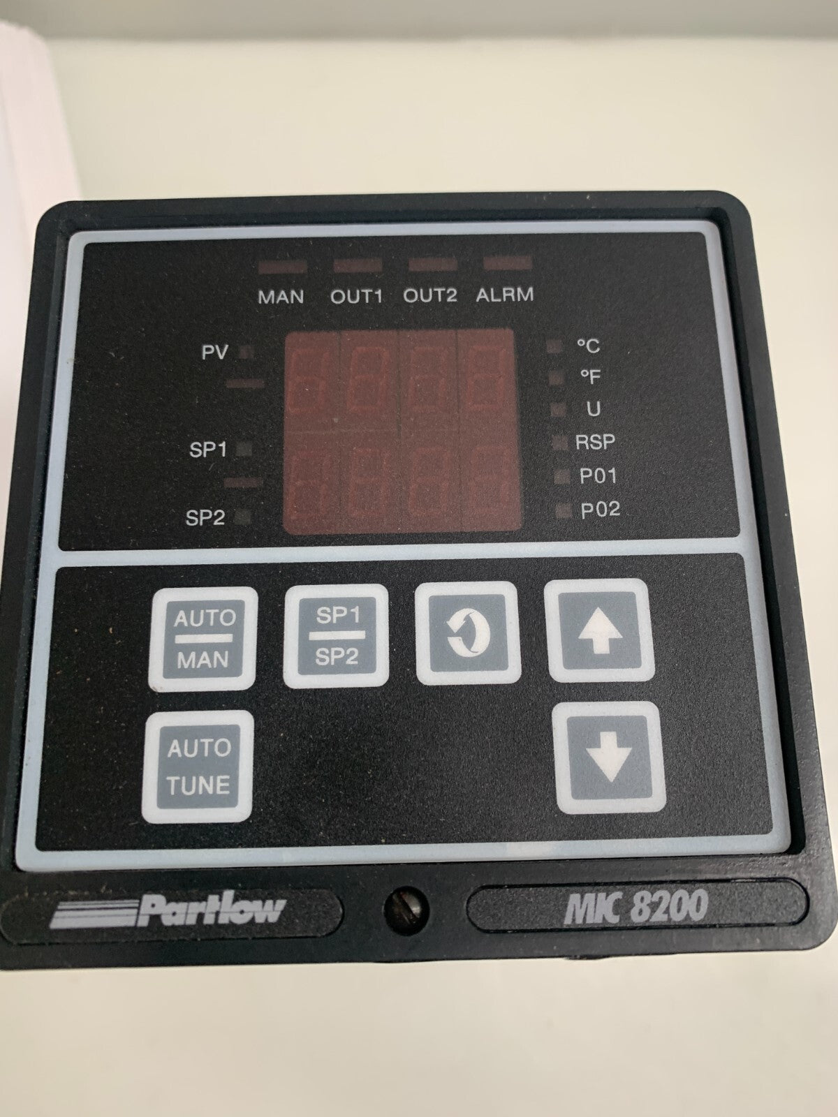 PARTLOW  Temperature Controller  8231102