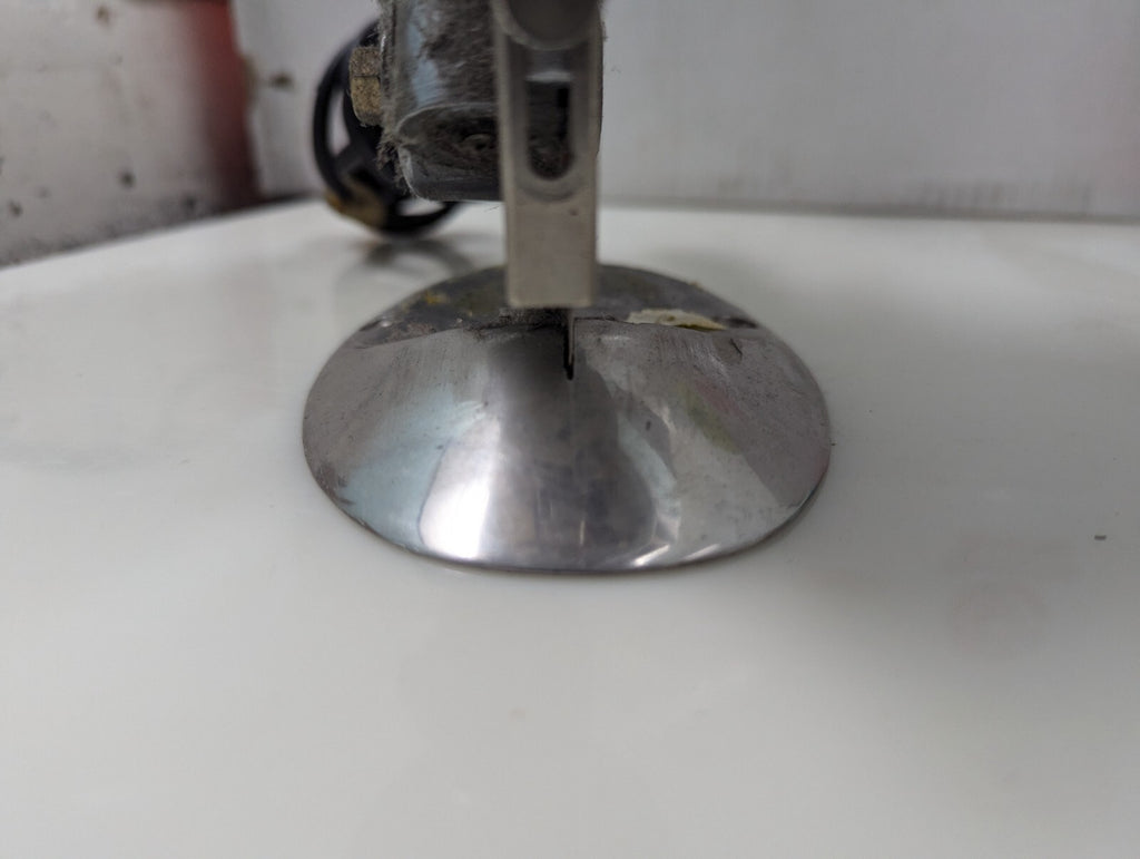 CAROUSELL YH-939 Electric Cloth Cutter, Round Blade