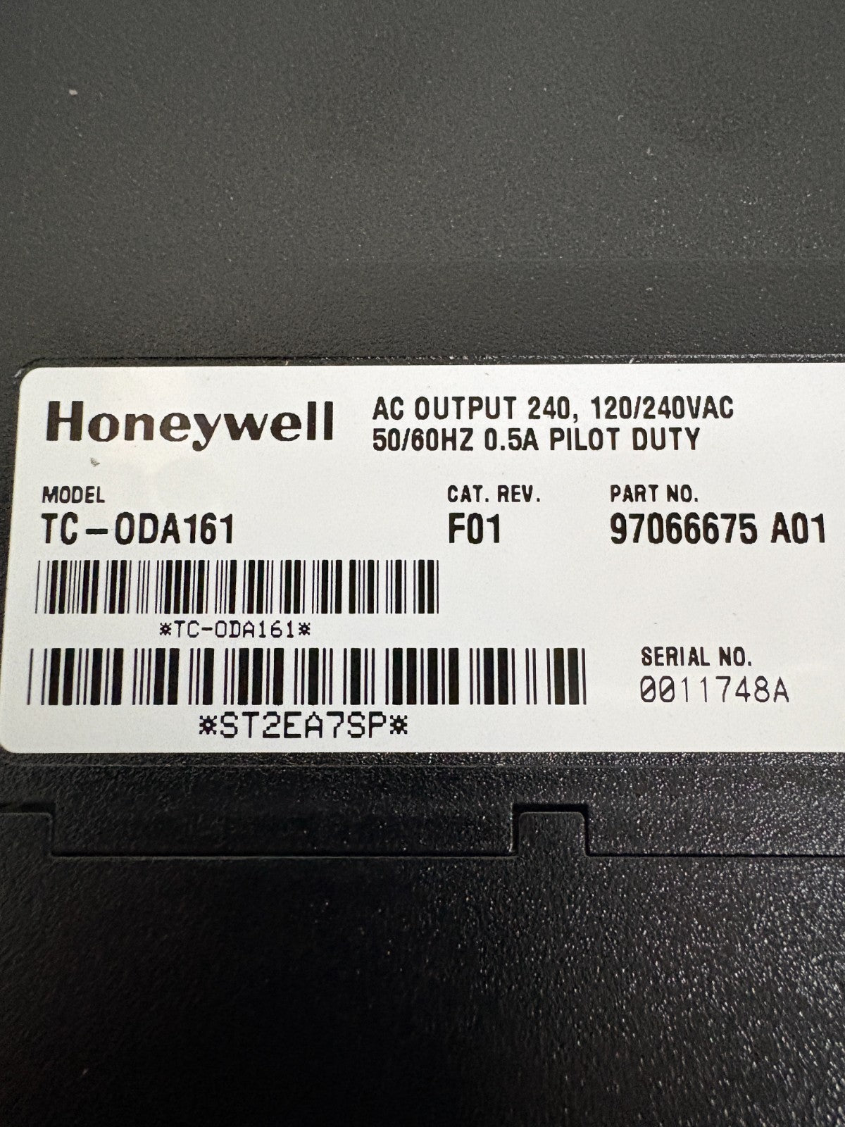 HONEYWELL AC OUTPUT PILOT DUTY TC-ODA161 F01 97066675 A01