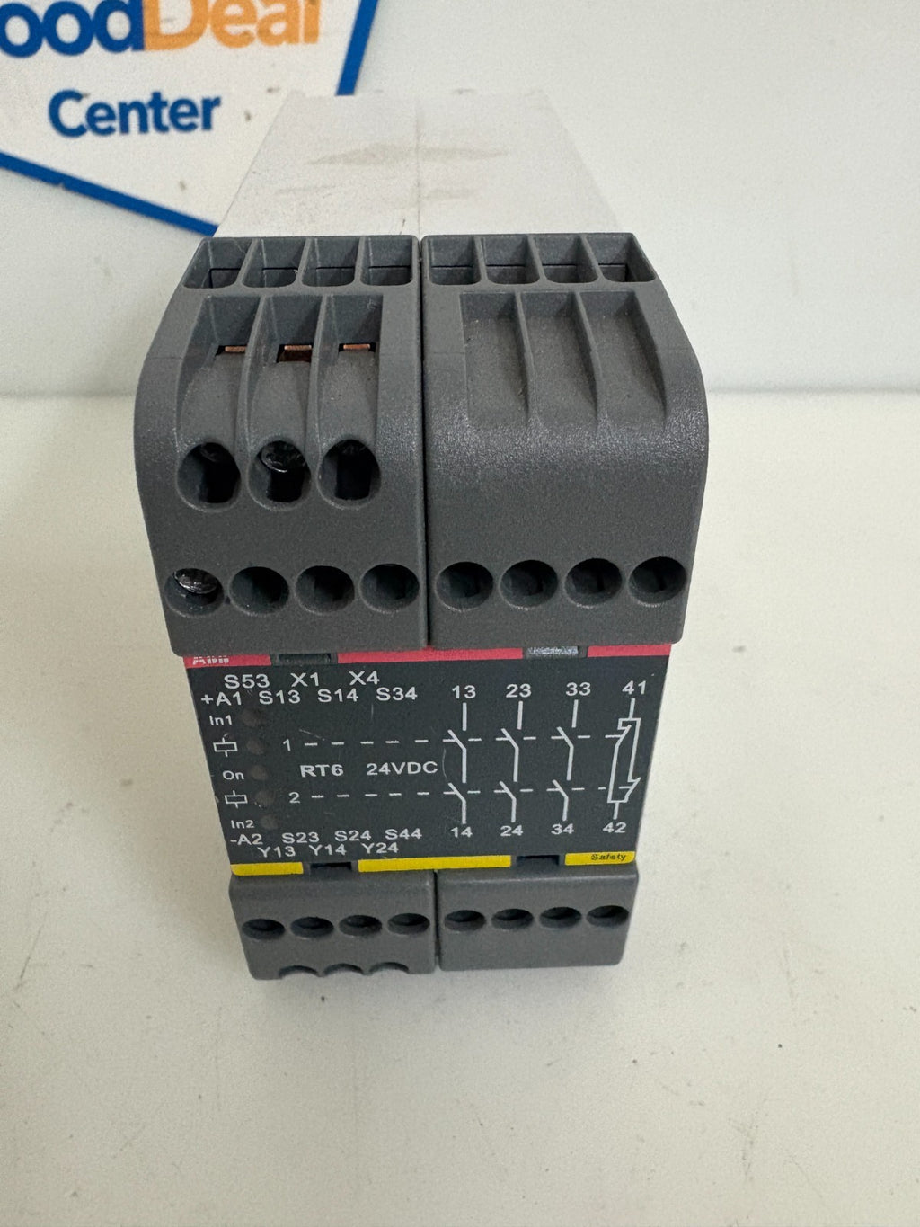 ABB SAFETY RELAY RT6 24VDC 2TLA010026R00001