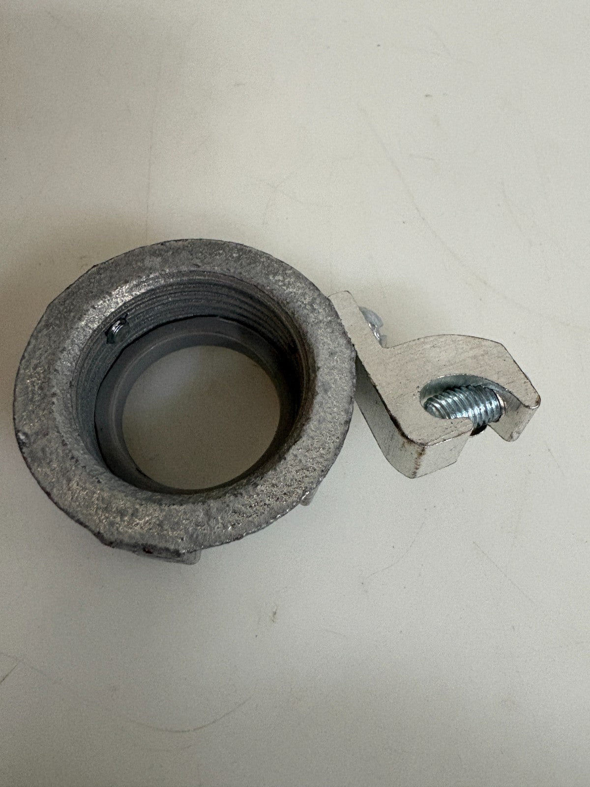 EATON CROUSE-HINDS 1" MI GROUND BUSH LAY-IN LUG #GLL3 50 PER BOX2