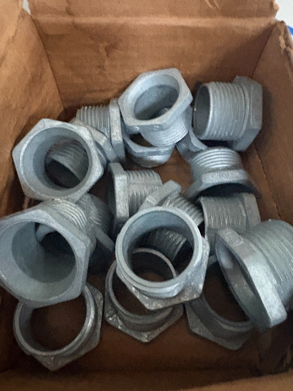 LOT OF 18 BRIDGEPORT 1" CONDUIT NIPPLE #1104-DC