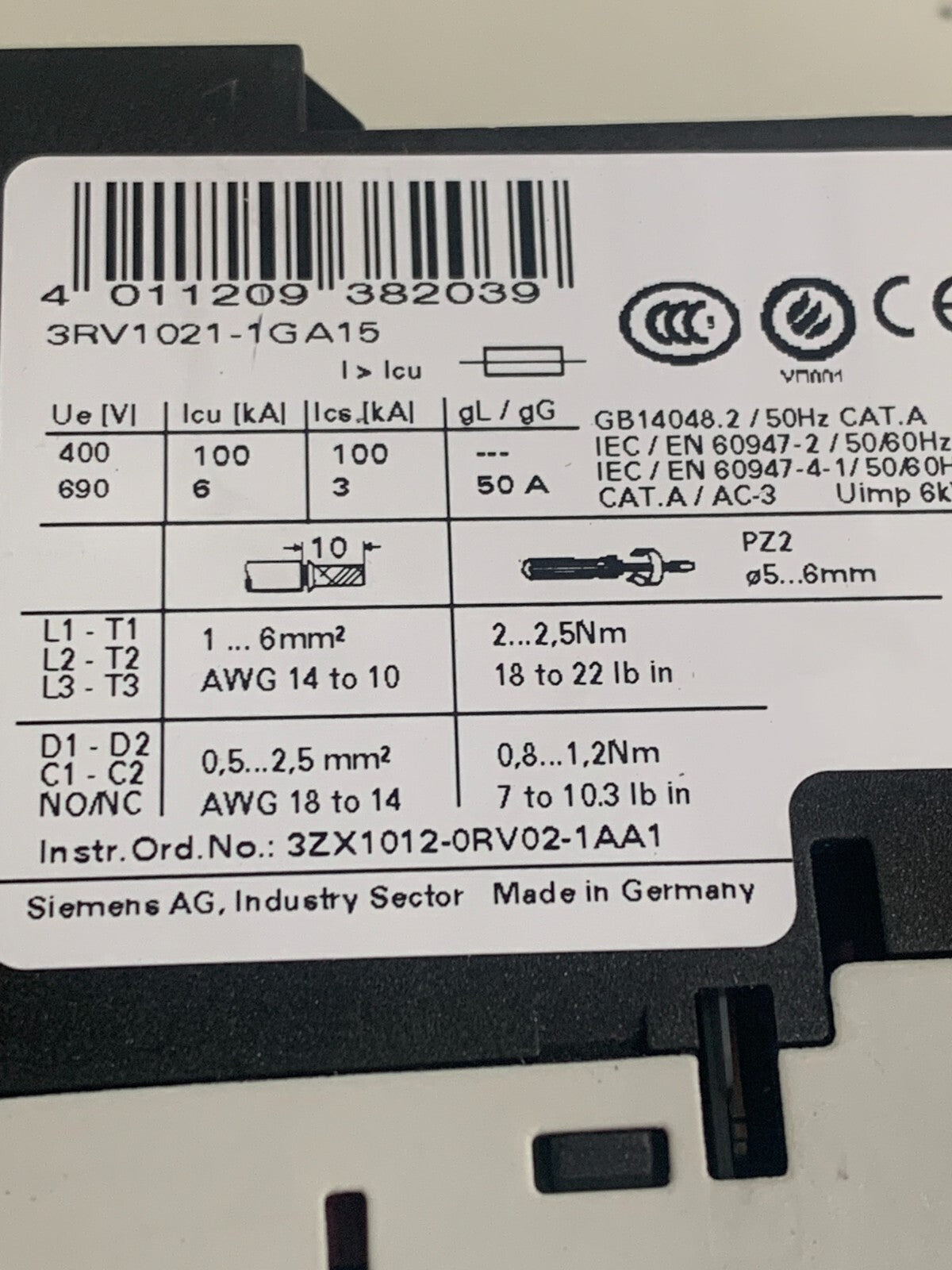 SIEMENS SIRIUS G/110110 3RV1021-1GA15 CIRCUIT BREAKER 3 POLE 6.3A 400V