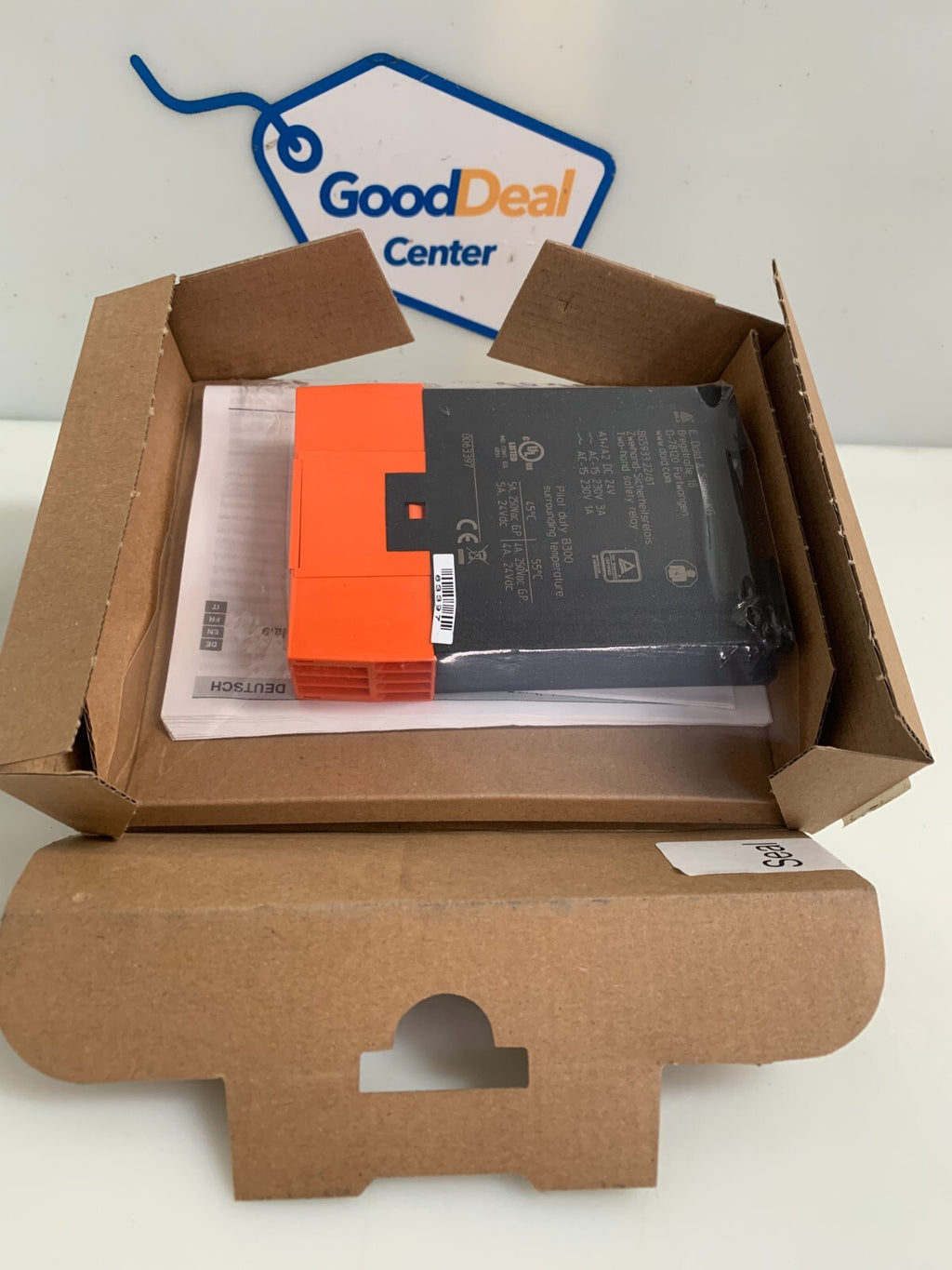 DOLD & SOHNE  BG5933-22-61-24 Two Hand Safety Relay  0063397