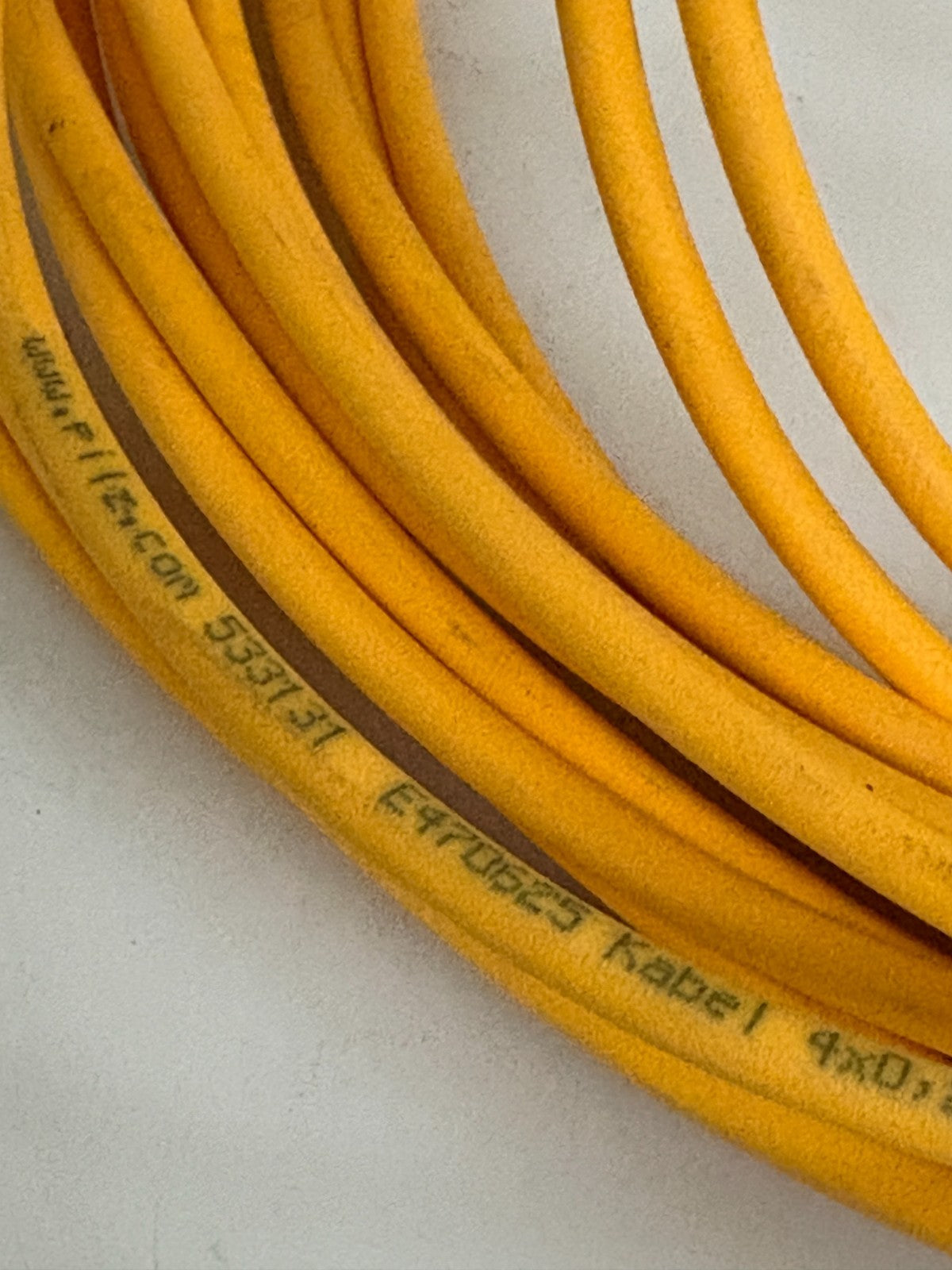 PILZ CONNECTOR CABLE #533131 10 METER