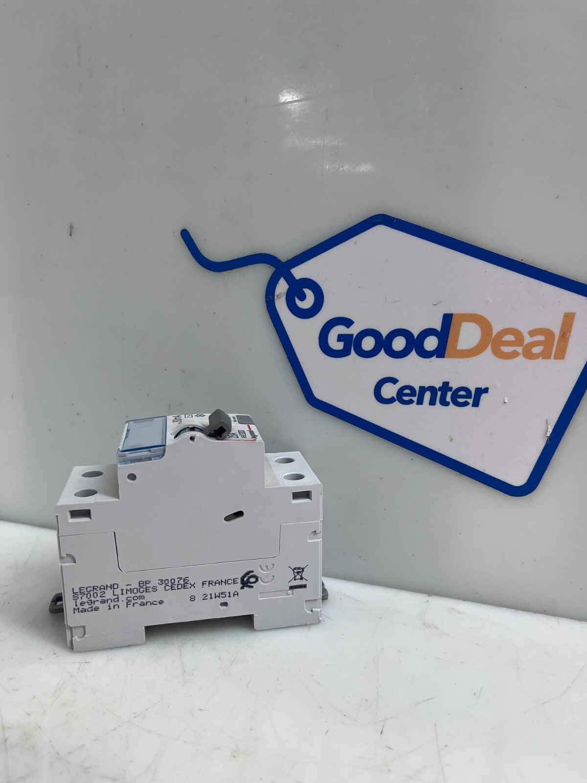 LEGRAND 411504 Circuit Breaker (Lot of 2)