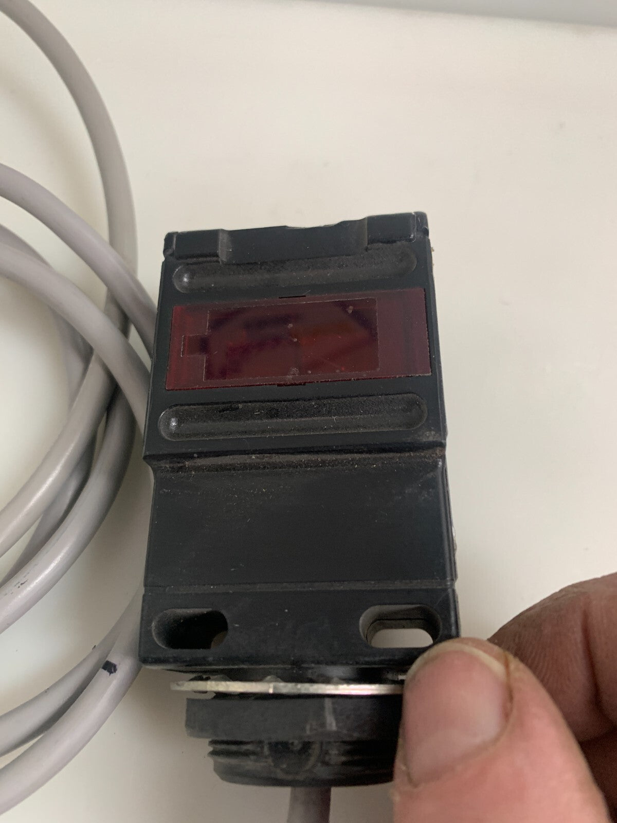 OMRON PHOTOELECTRIC SWITCH E3JU-R5M4T-3