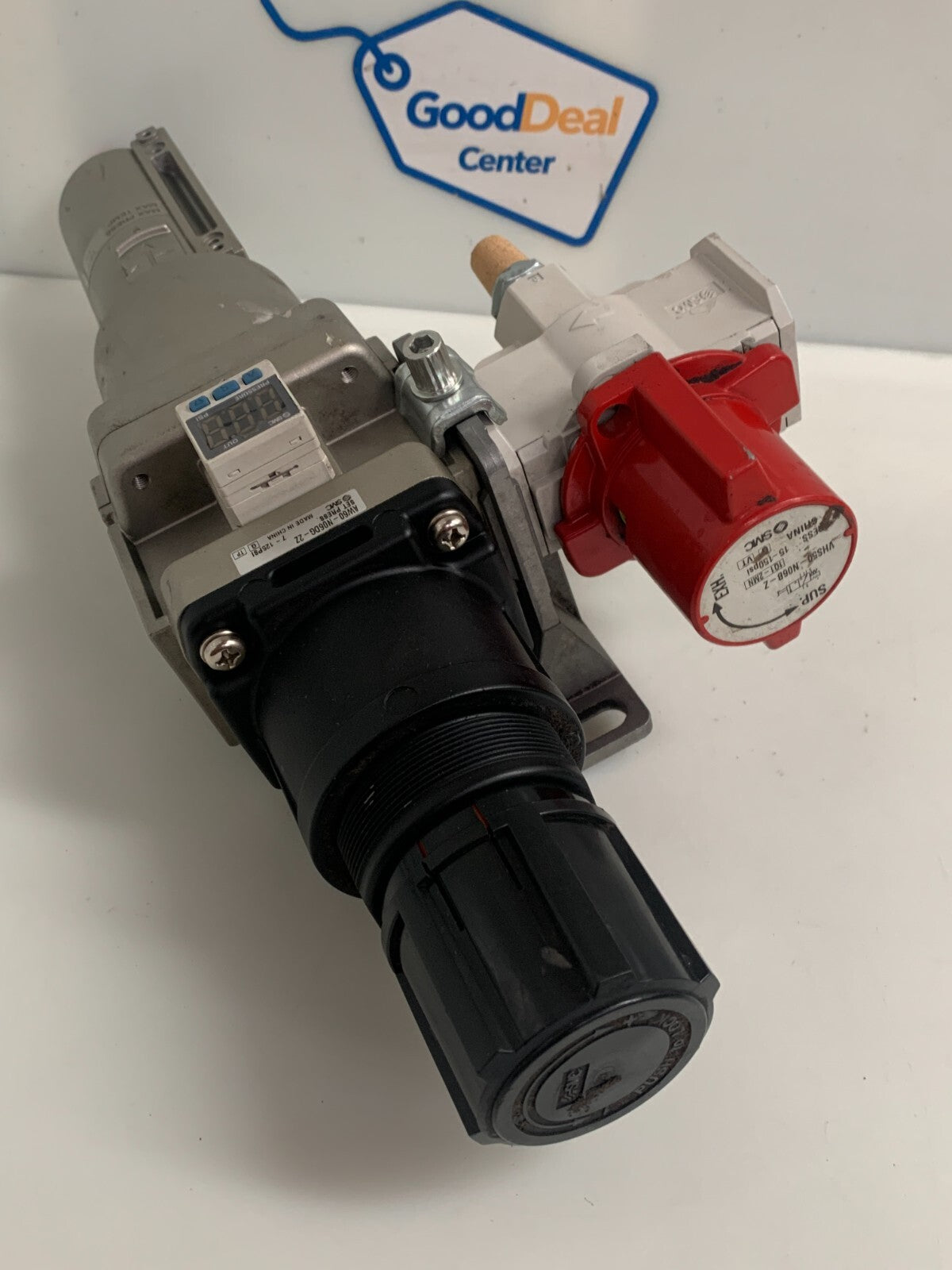 SMC AW60-N06-Z FILTER REGULATOR  W/SMC 1SE 35-N-25-P DIGITAL PRESSURE INDIC.0