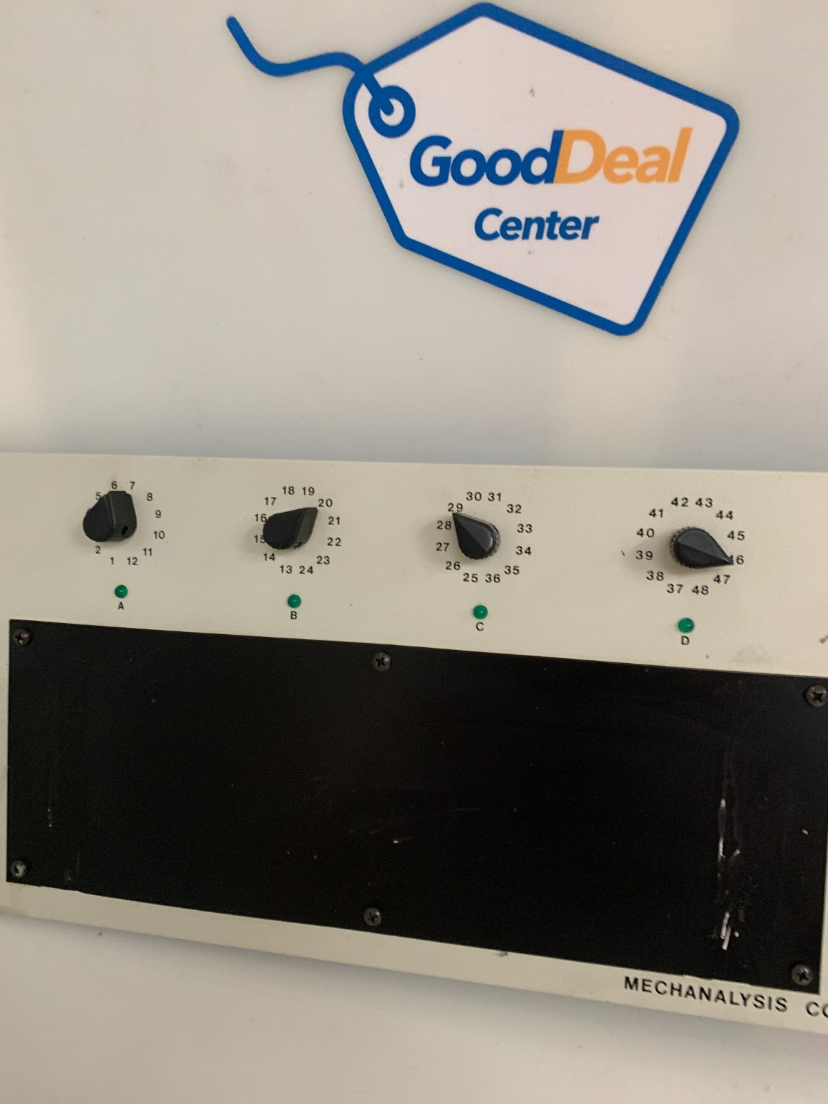 MECHANALYSIS CONTROL CENTER - IRD MODEL 1033 W/CIRCUIT BOARD PCB 31901 D