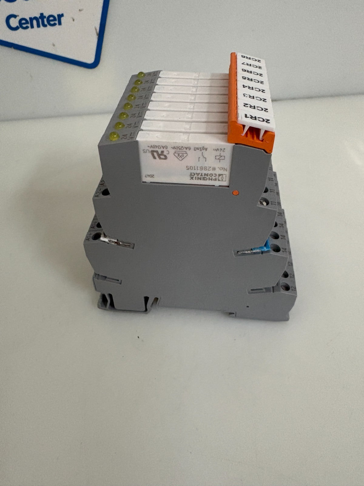 LOT OF 8 PHOENIX CONTACT RELAY SOCKET PLC-BSC-24DC/21