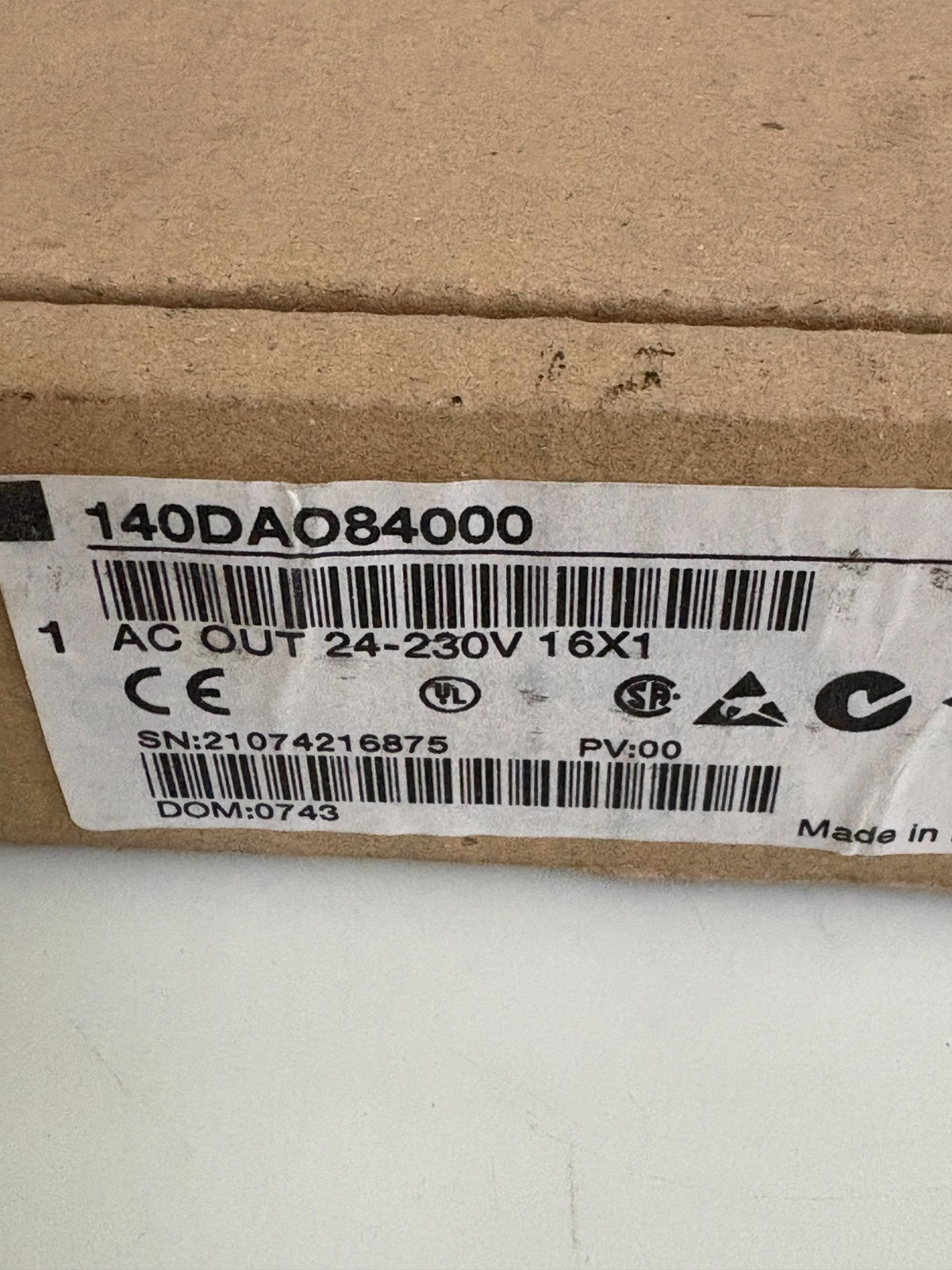 SCHNEIDER MODICON QUANTUM AC DISCRETE OUTPUT MODULE