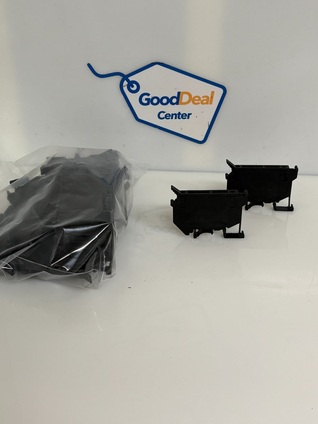 LOT OF 23 PHOENIX CONTACT CONTACTOR UK5-HESI