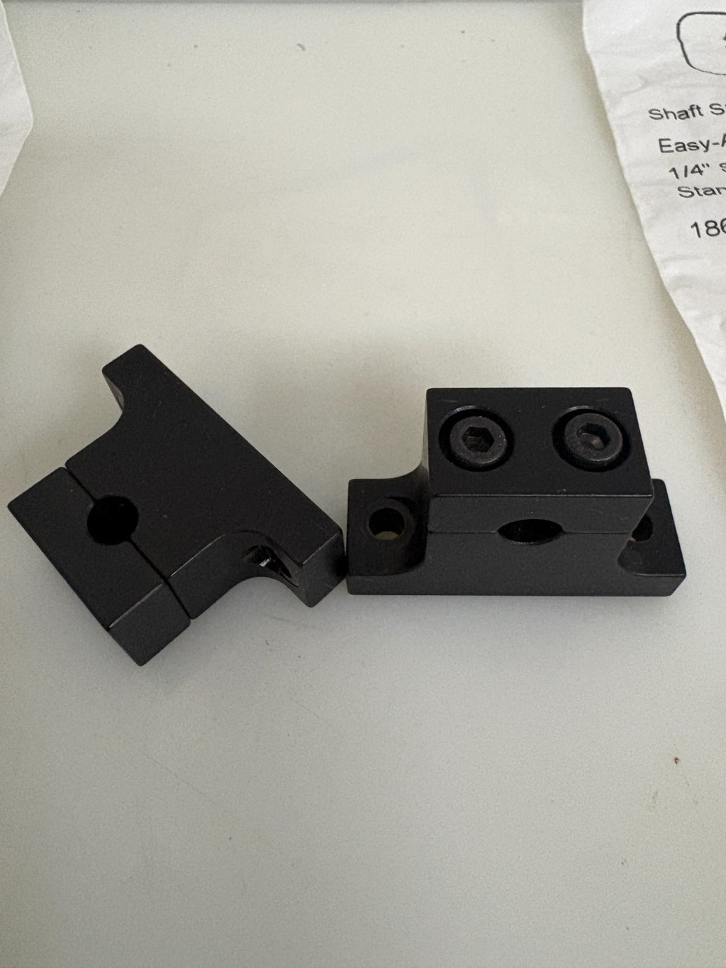 LOT OF 4 ONDRIVES US CORP LINEAR SHAFT SUPPORT SBL-041