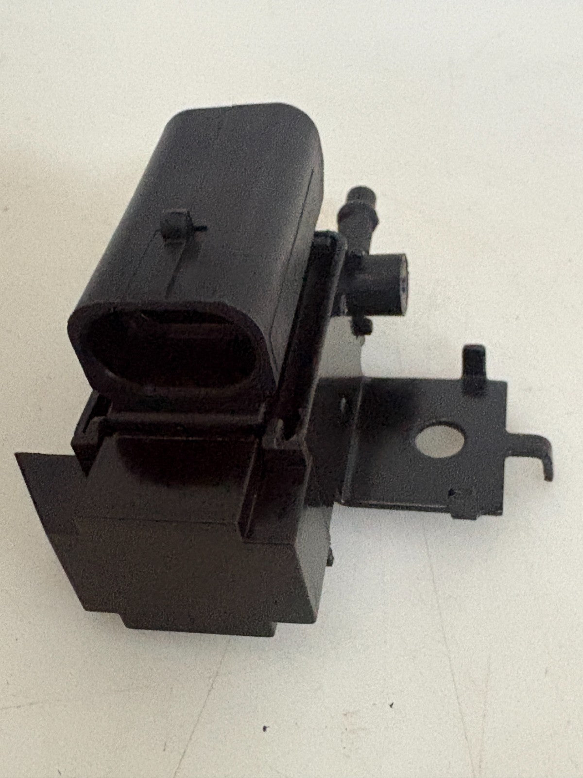 DORMAN WASTEGATE SOLENOID 904-236 2