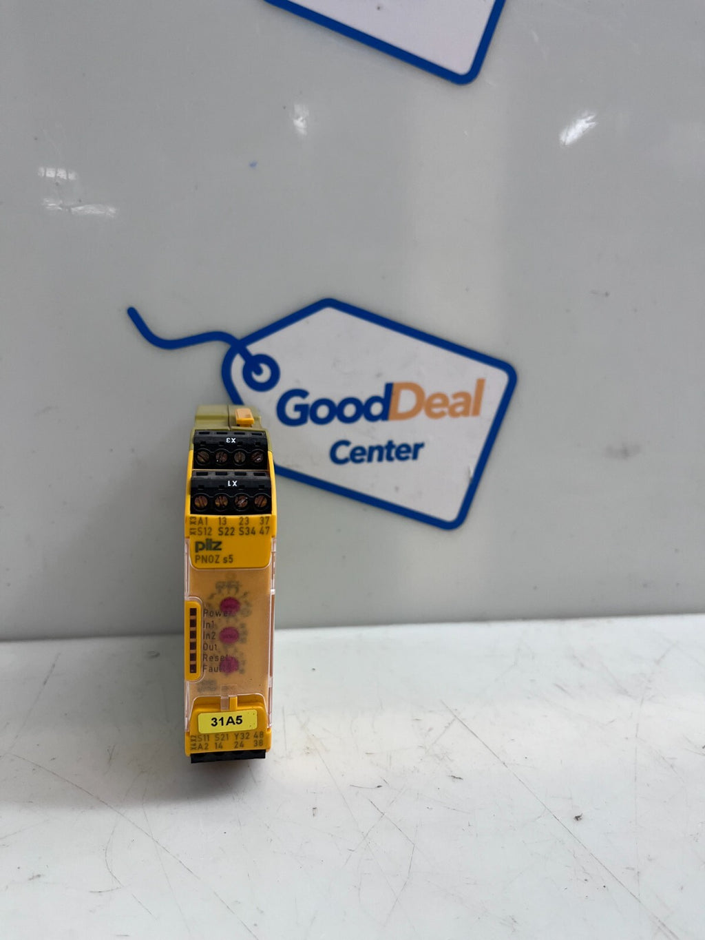PILZ 750105 PNOZ s5 24VDC 2n/o 2n/ot Safety Relay