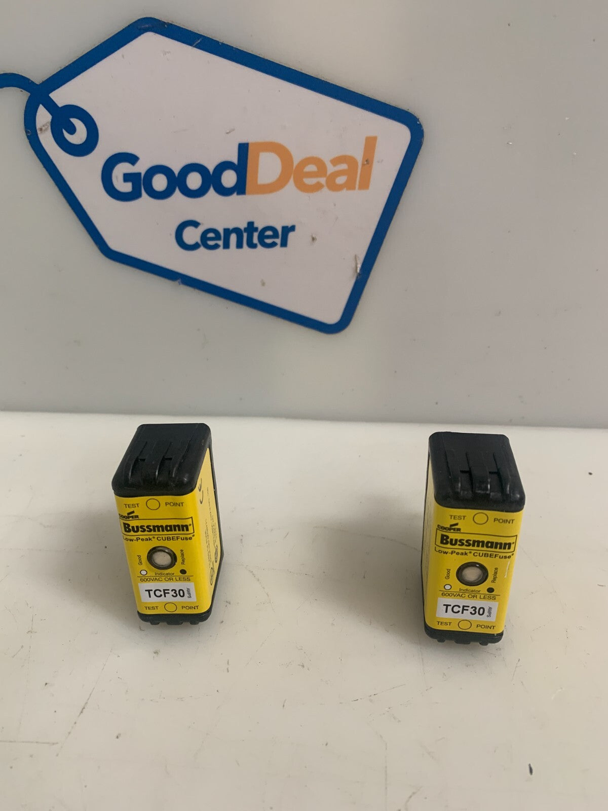 Lot of 2 Cooper Bussman TCF30 600V Cube fuse