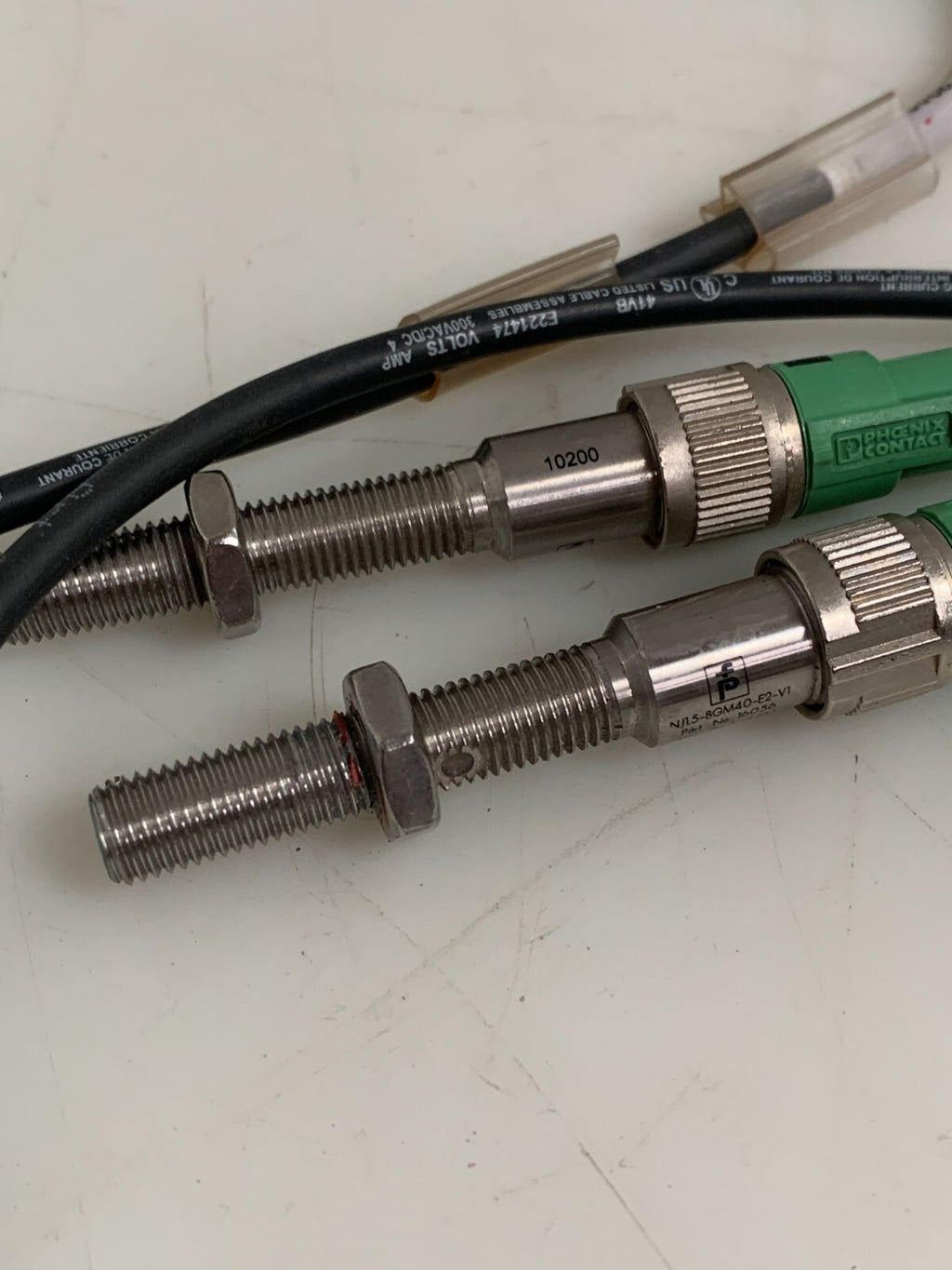 LOT OF 2 PEPPERL & FUCHS INDUCTIVE SENSOR NJL5-8GM40-E2-V1 W/CONNECTOR CABLE