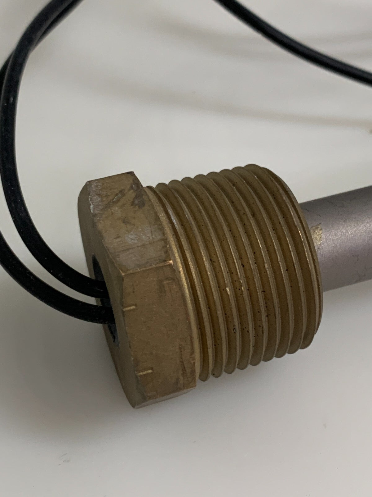 TEMPCO IMMERSION HEATING ELEMENT 2000W 575V J15 24 722-00130-01