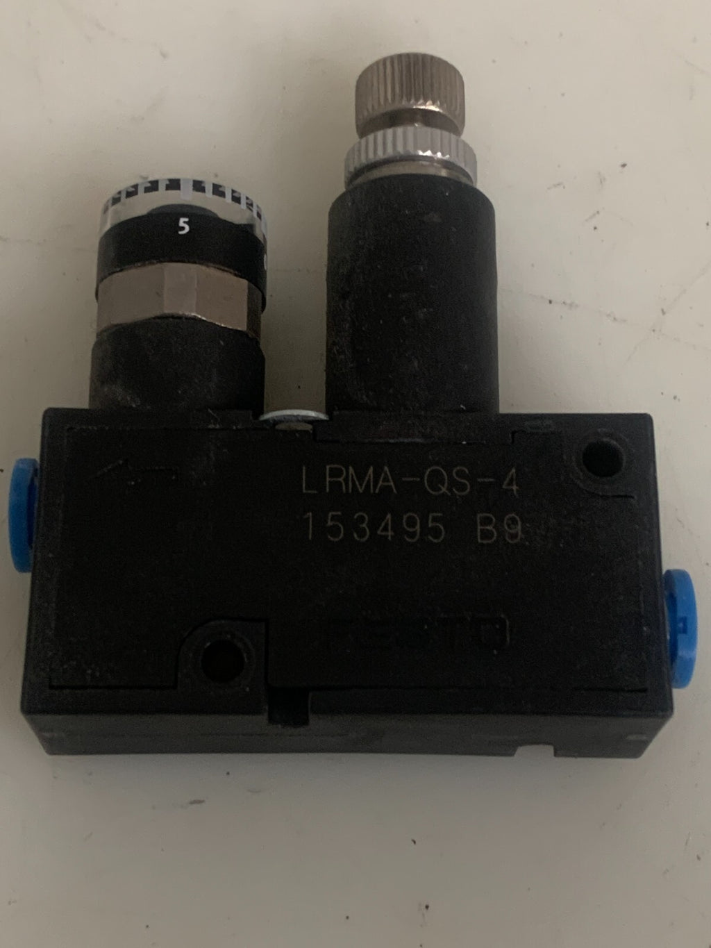 LOT OF 2 FESTO PRESSURE REGULATOR #153495 LRMA-QS-42