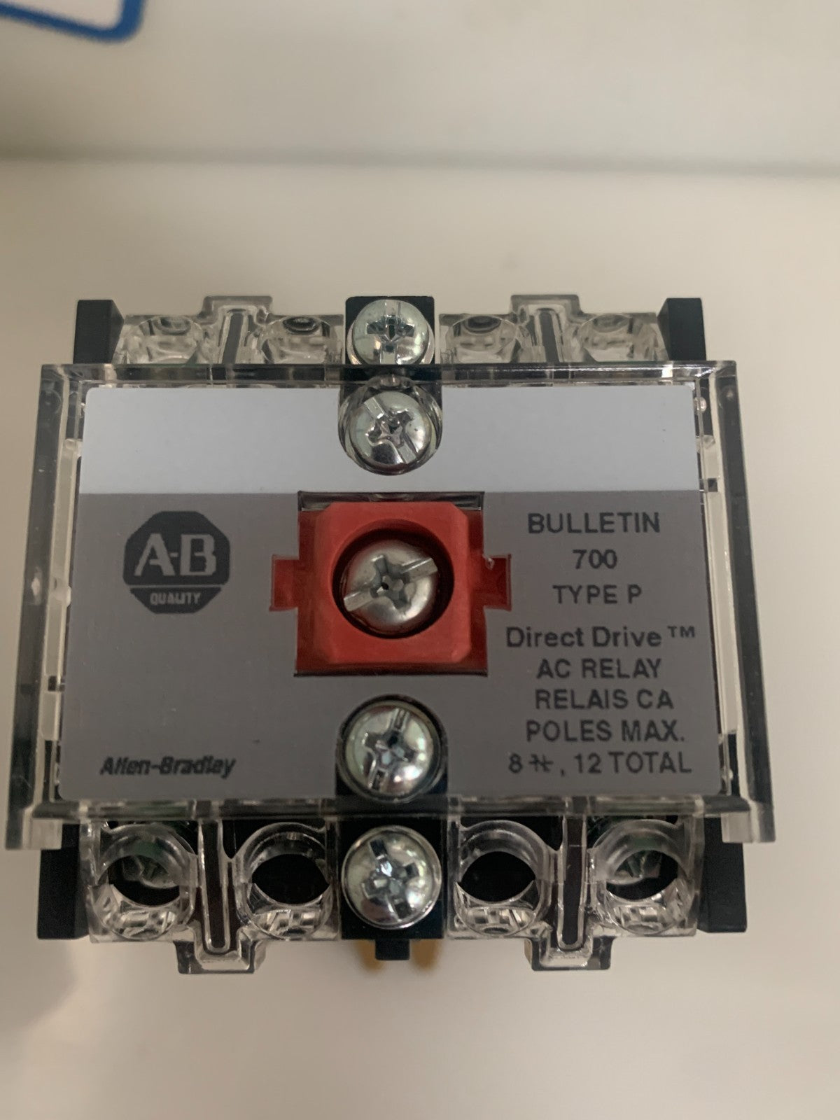 ALLEN BRADLEY CONTROL RELAY TYPE D 700-P600A1 SER D1
