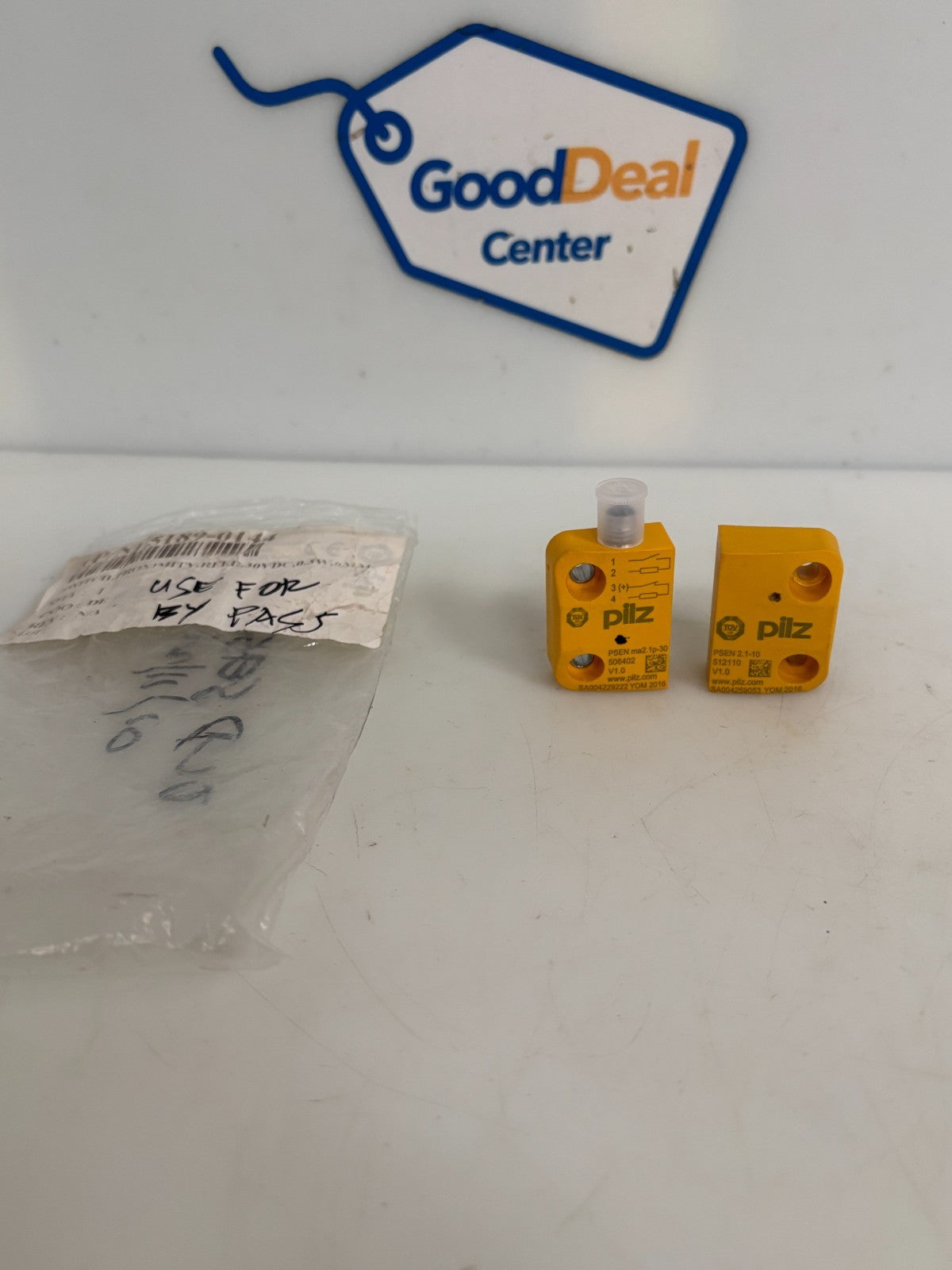 PILZ MAGNETIC SAFETY SENSOR #506402 W/PILZ 512110