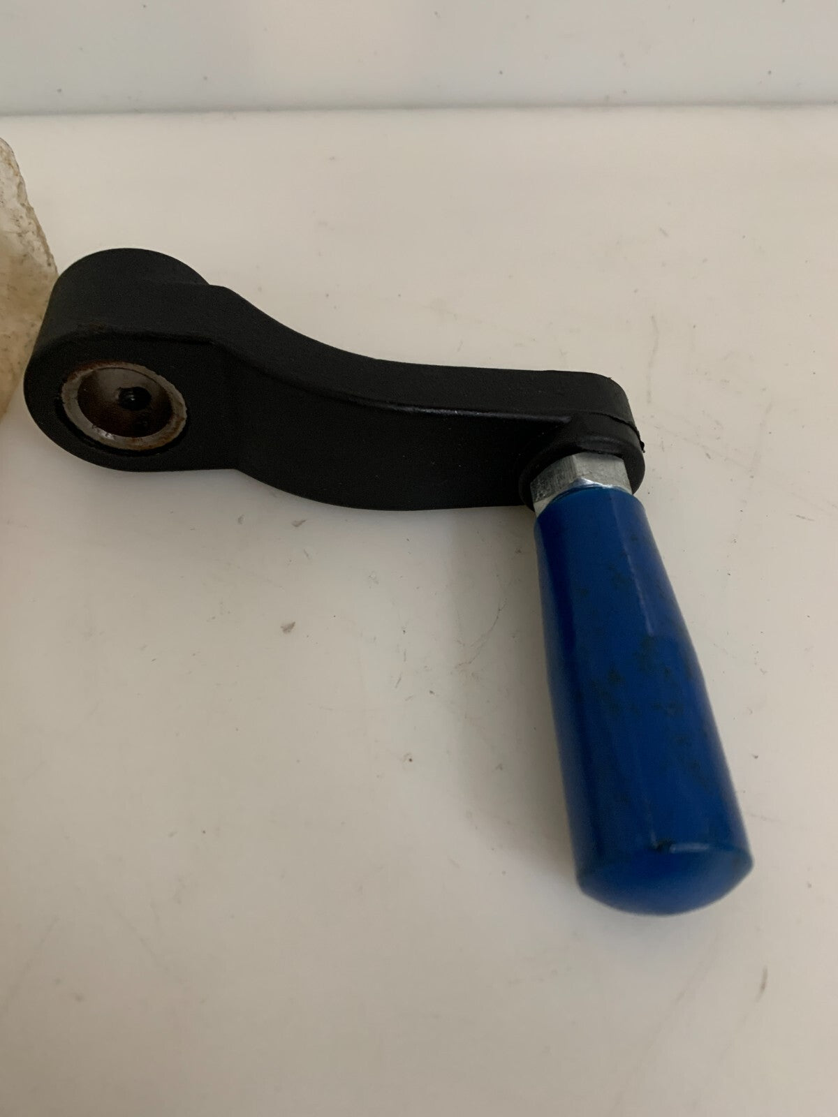 LOT OF 2 HANDLE ASSEMBLY  FOR DRILL PRESS TABLE #1344257