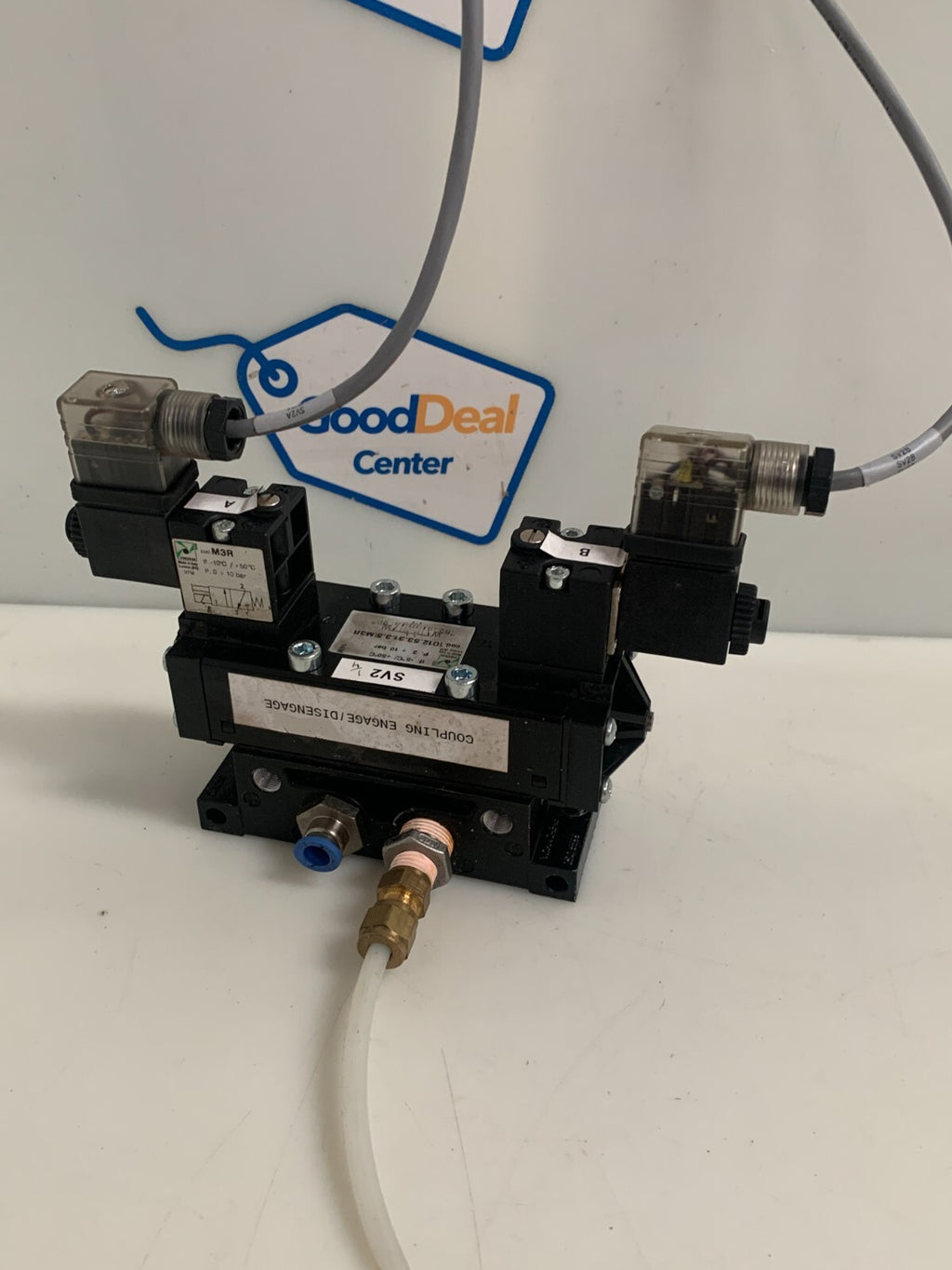 PNEUMAX SOLENOID VALVE 1011.53.31.3.5.M3R