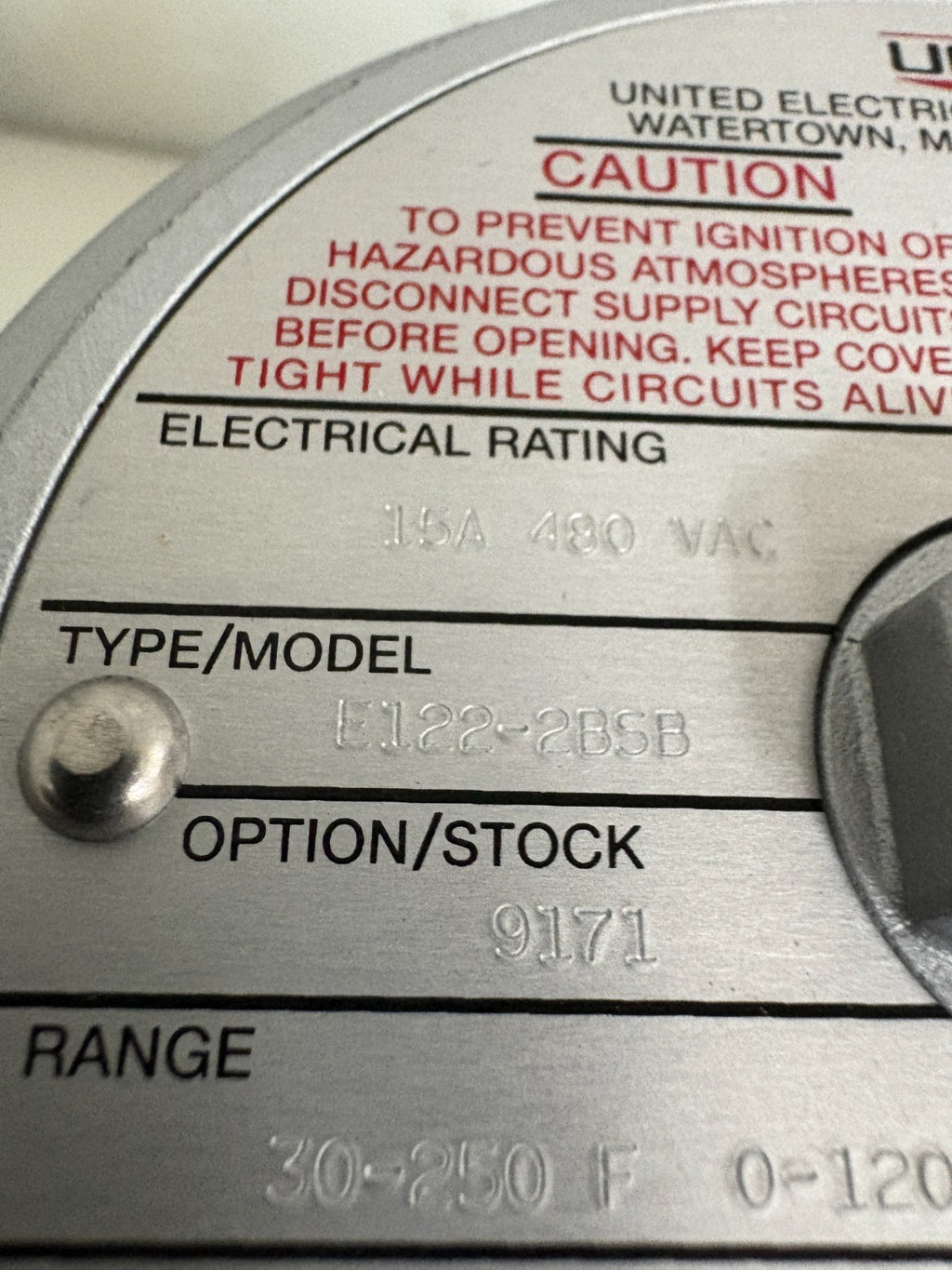 UNITED ELECTRIC CONTROLS TEMPERATURE SWITCH E122-2BSB
