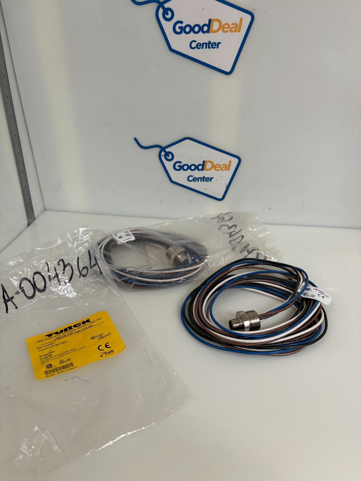 LOT OF 2 TURCK EUROFAST SINGLE ENDED RECEPTABLE FS 4.4-2/14.5/NPT/S 613