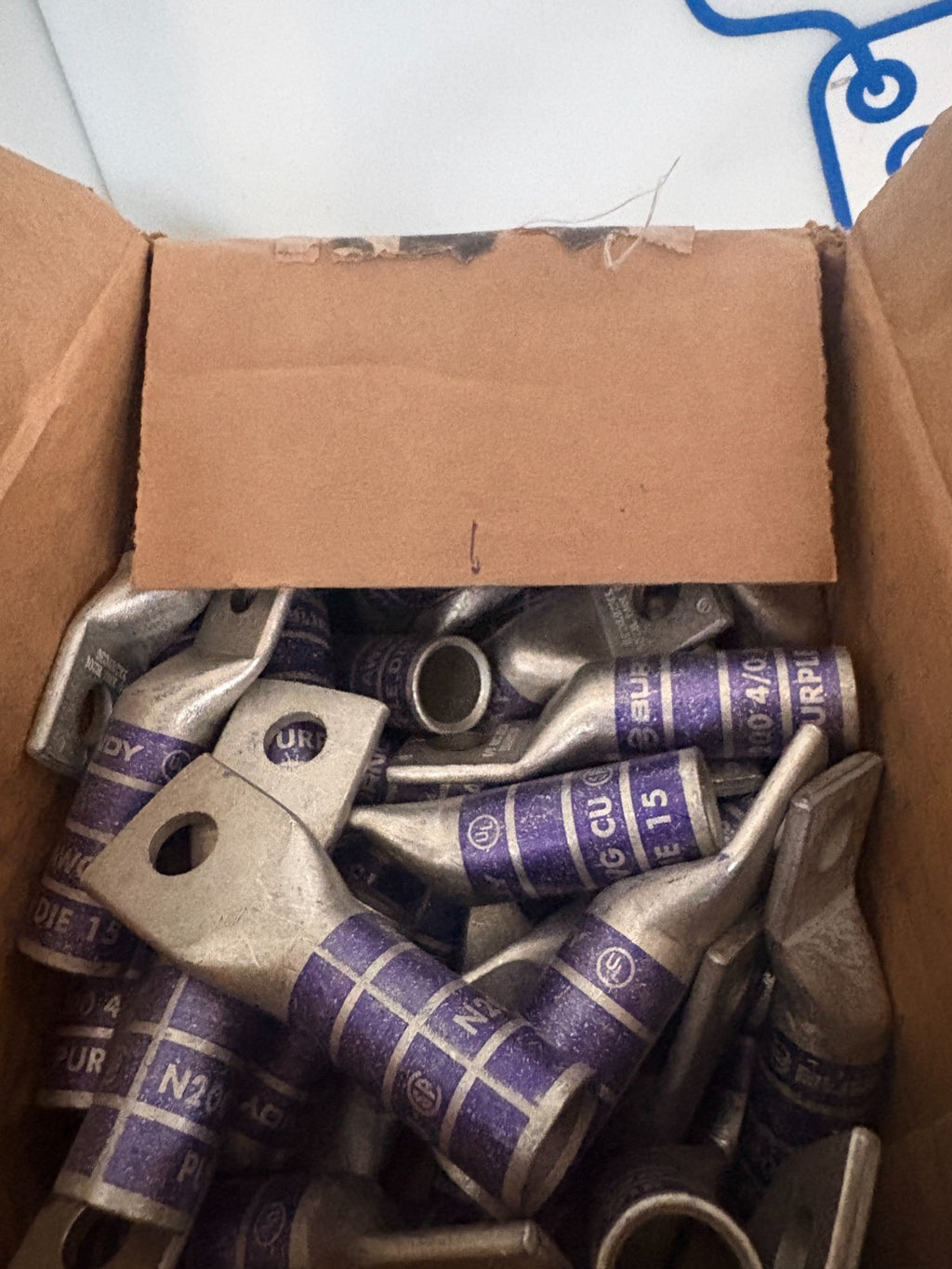BURNDY HYLUG COMPRESSION LUG YA28TC38  50 IN BOX3