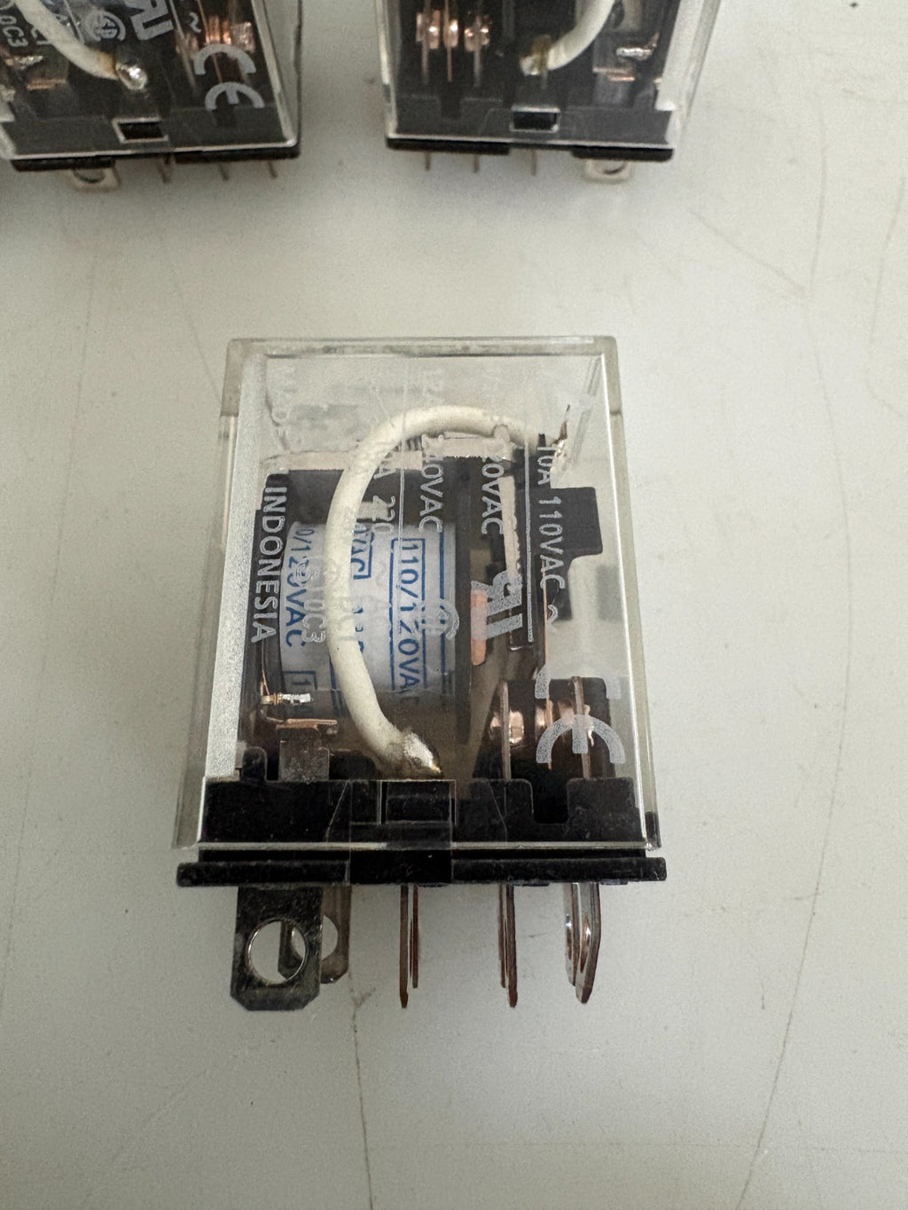 LOT OF 7 OMRON RELAY LY21
