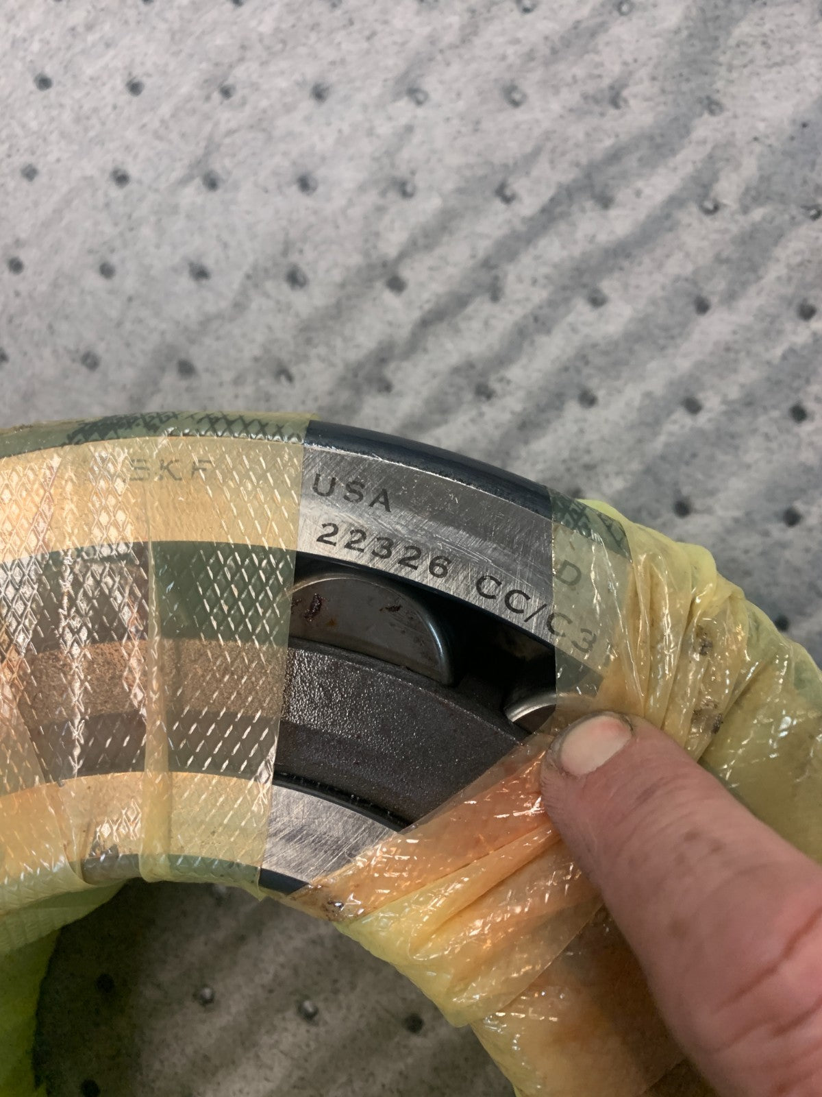 SKF SPERICAL ROLLER BEARING 22326 CC/C3W33