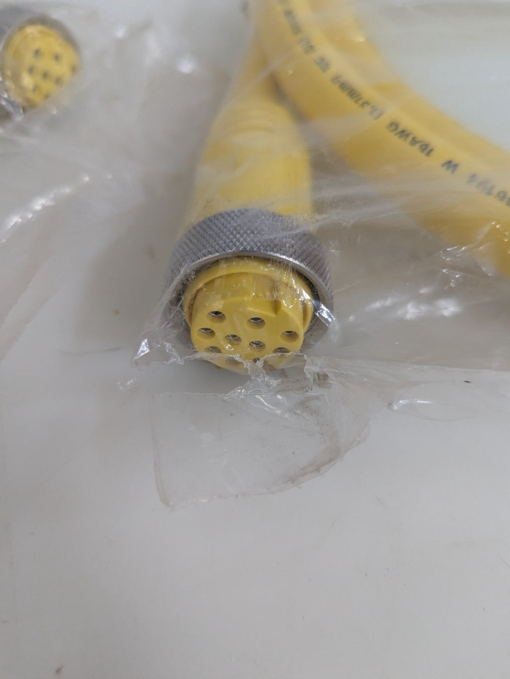 LOT OF 2 BRAD CONNECTIVITY WOODHEAD CABLE 103000A01F060
