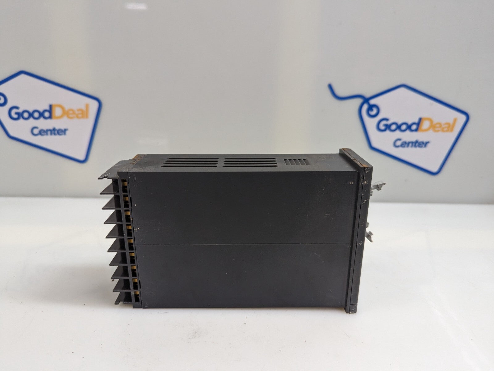 West Instrument Temp Controller M3800 L02 T1416 H10 120V - Missing control panel