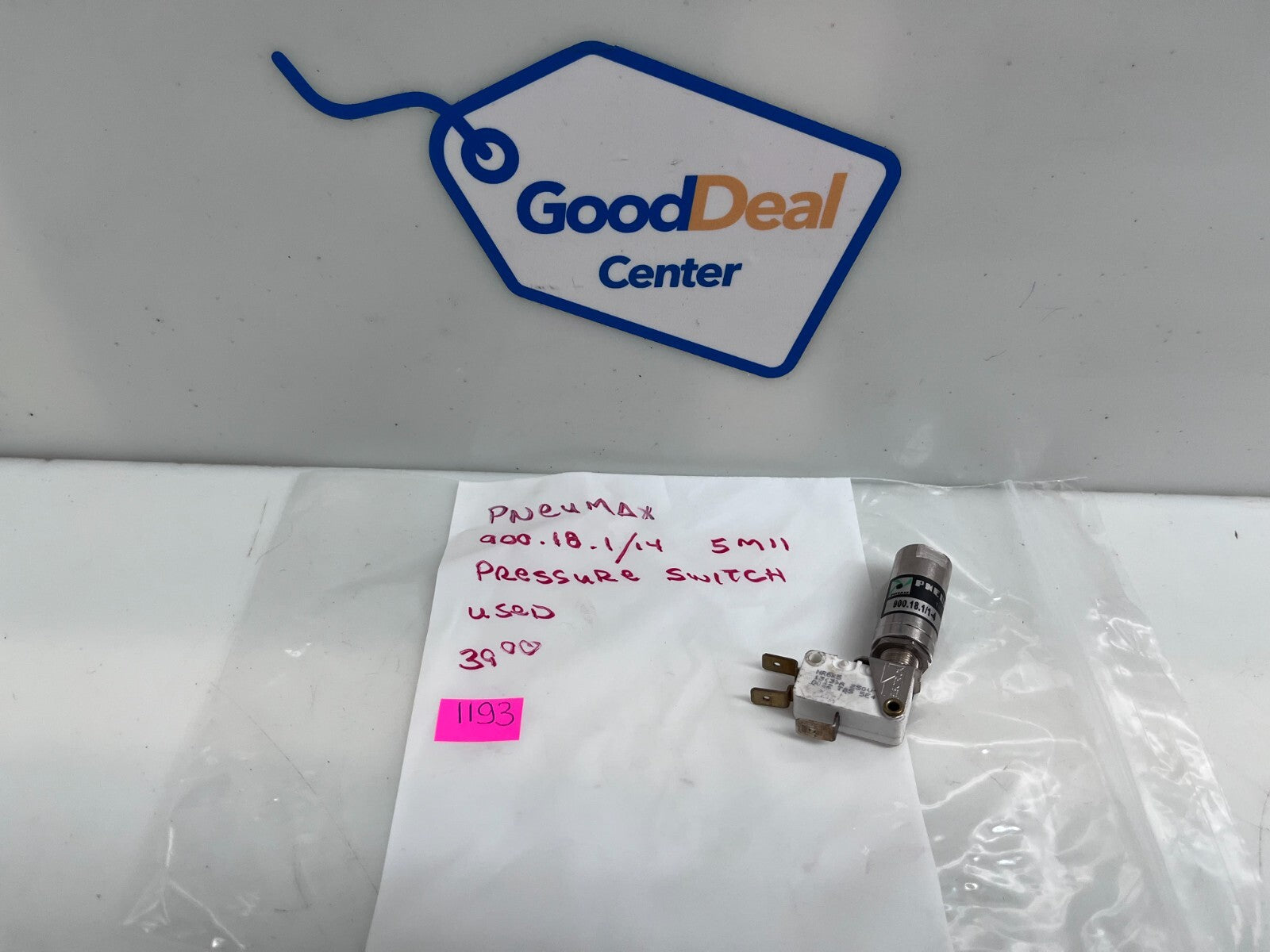 PNEUMAX 900.18.1/1-4 / 90018114 Pressure Switch