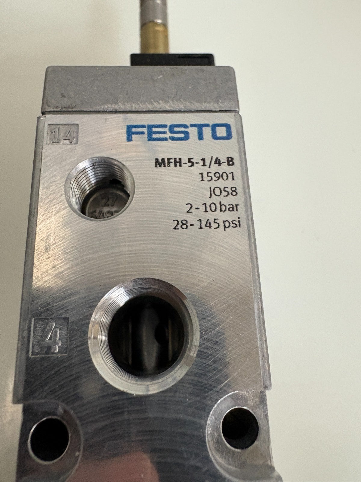 FESTO SOLENOID VALVE 15901 MFH-5-1/4-B